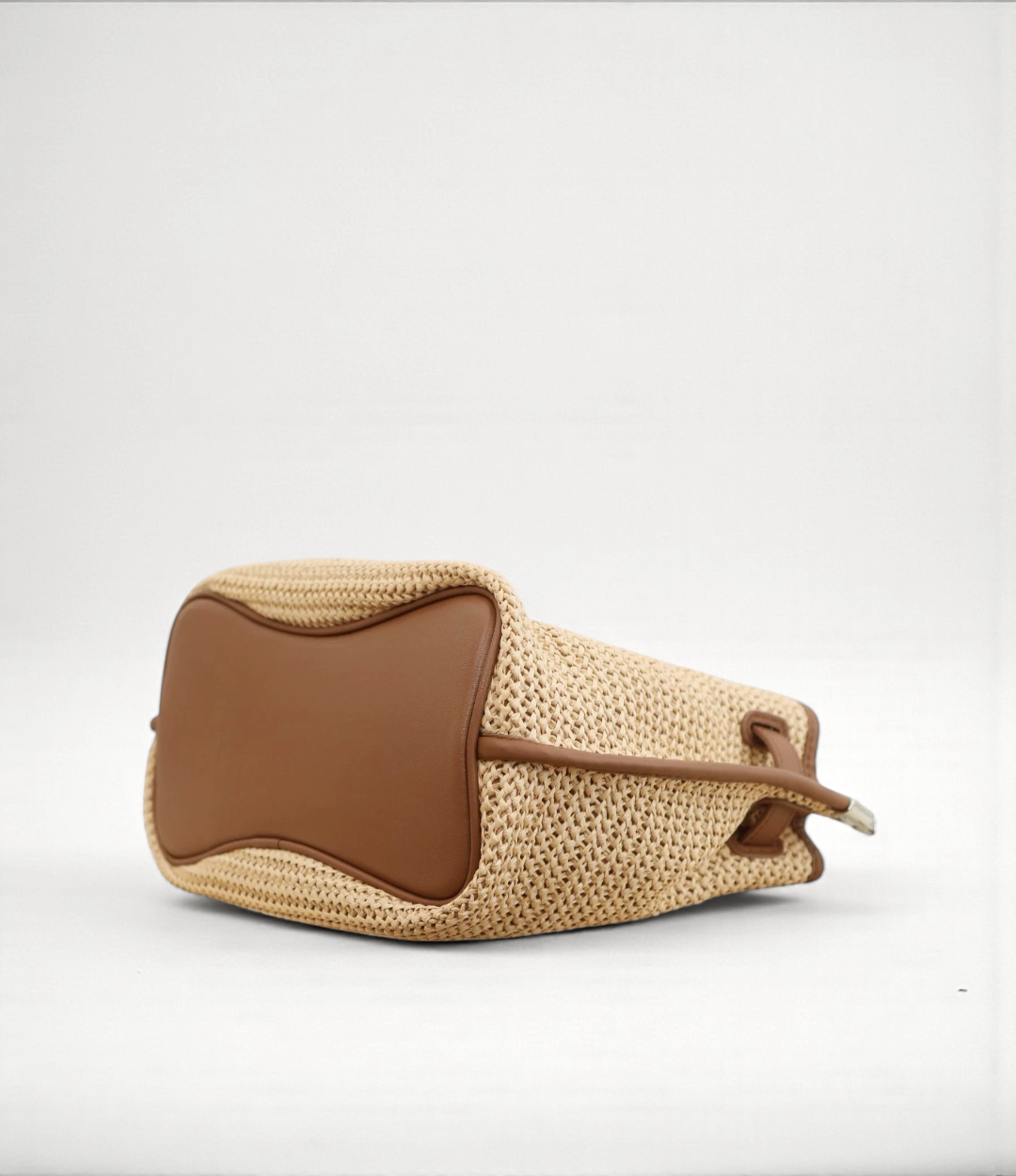 本革ベルトストローバッグ|BROWN | 上品な大人の夏バッグ|返品無料・LINEクーポン【LUVILIA公式】