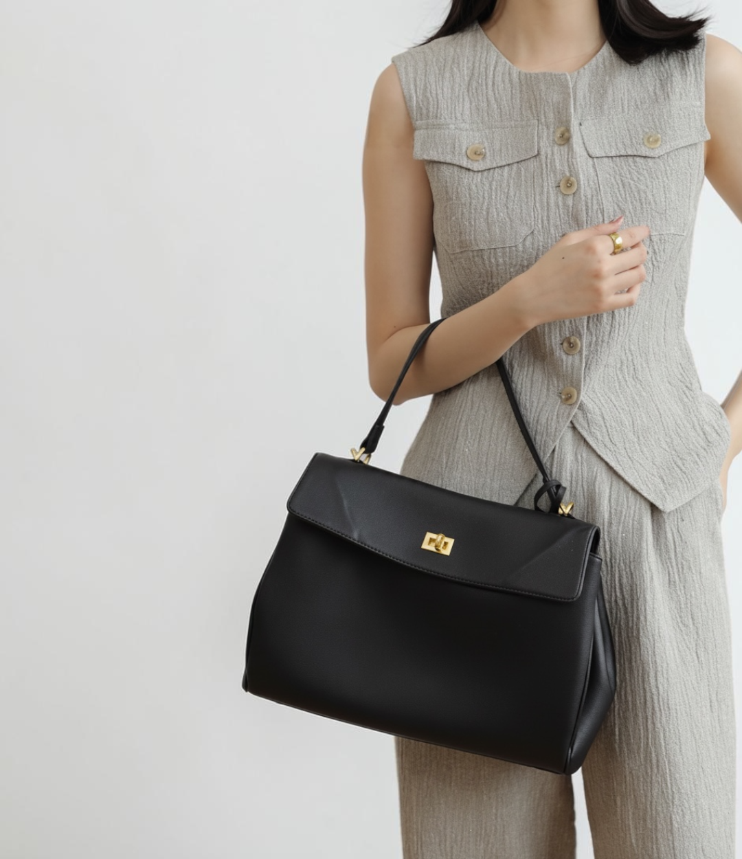 545 本革OHフラップバッグ / BLACK A4対応 2WAY 大人上品通勤バッグ ルビリア LUVILIA