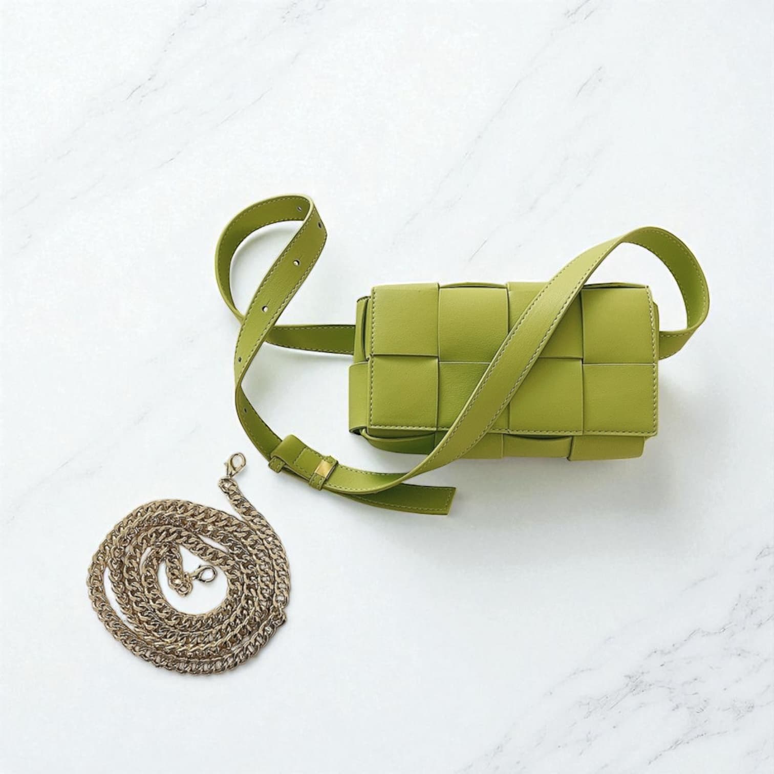 230 牛革編み込みミニバッグ グリーン|2WAYストラップでカジュアルにも華やかにも