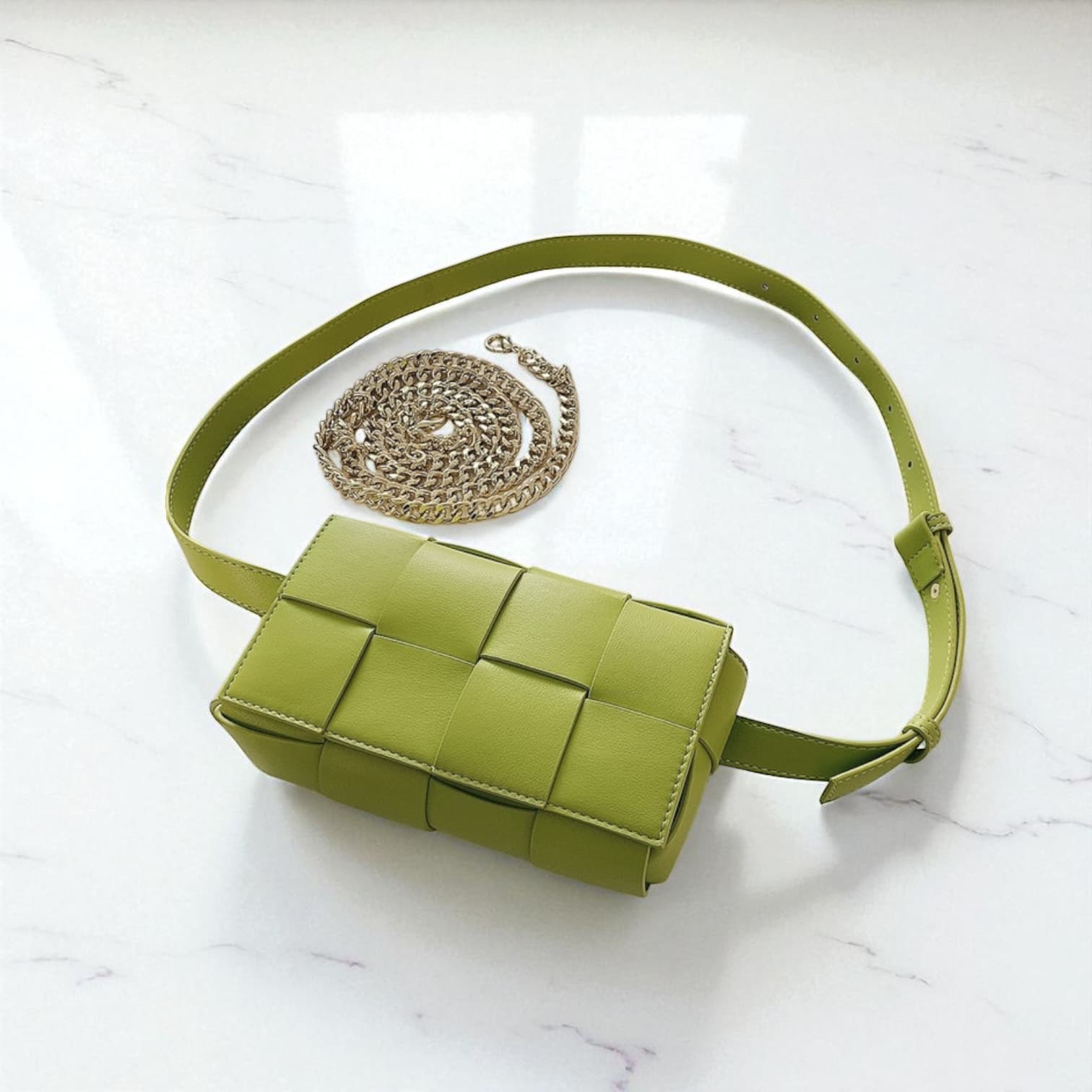 230 牛革編み込みミニバッグ グリーン|2WAYストラップでカジュアルにも華やかにも