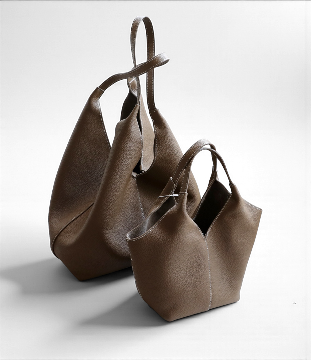 本革ショッパートートバッグ|BEIGE | 上質レザー×軽量×2WAY|即納・返品無料【LUVILIA公式】