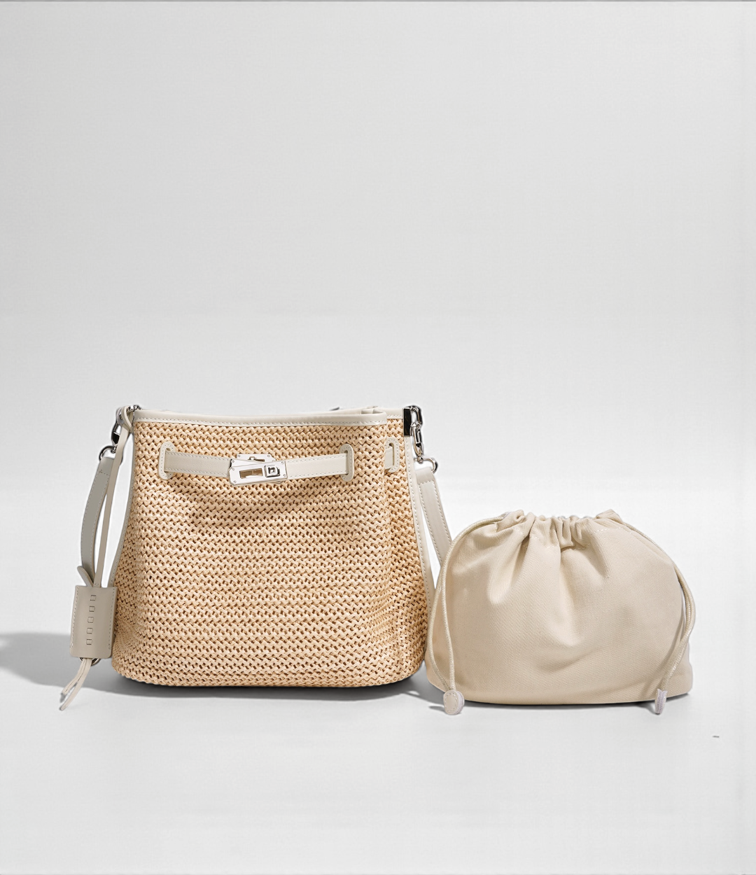 本革ベルトストローバッグ|WHITE | 上品な大人の夏バッグ|返品無料・LINEクーポン【LUVILIA公式】