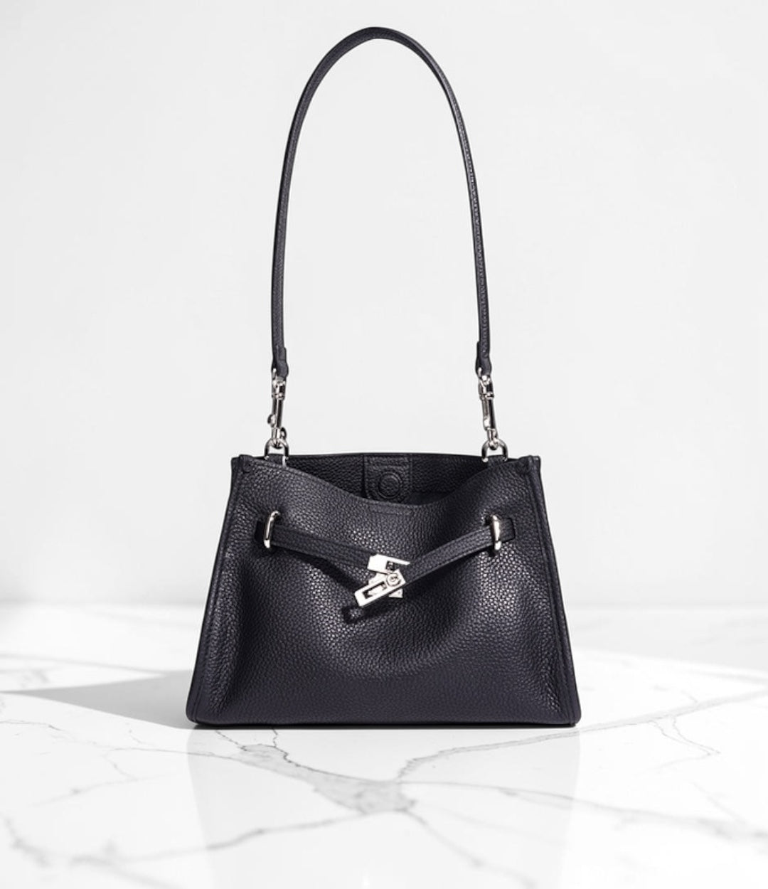 601牛革スクエアーFBショルダーバッグ