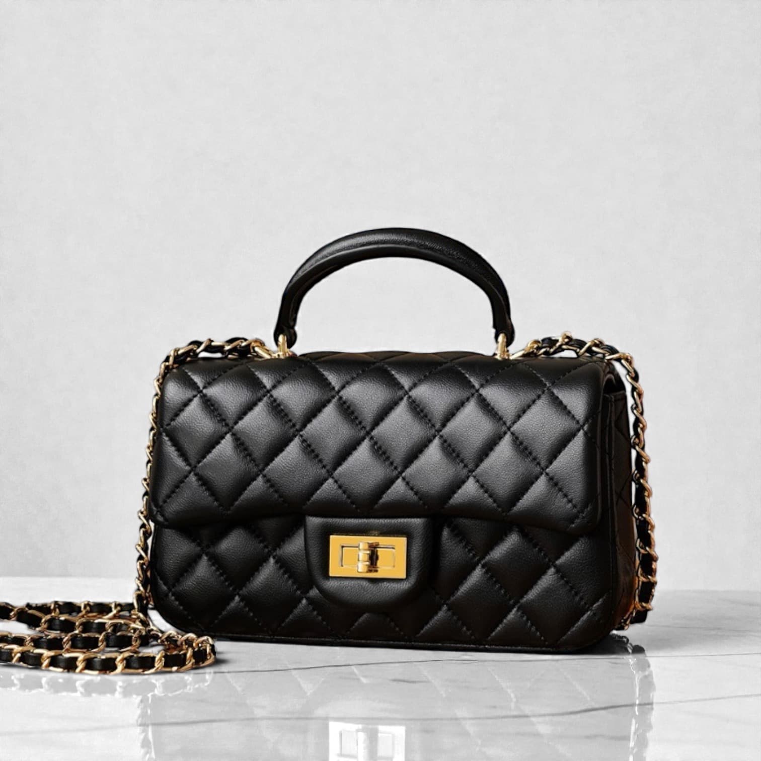 563 羊革TOPハンドルクラシカルバッグ BLACK|艶キルティングで上品に ルビリア