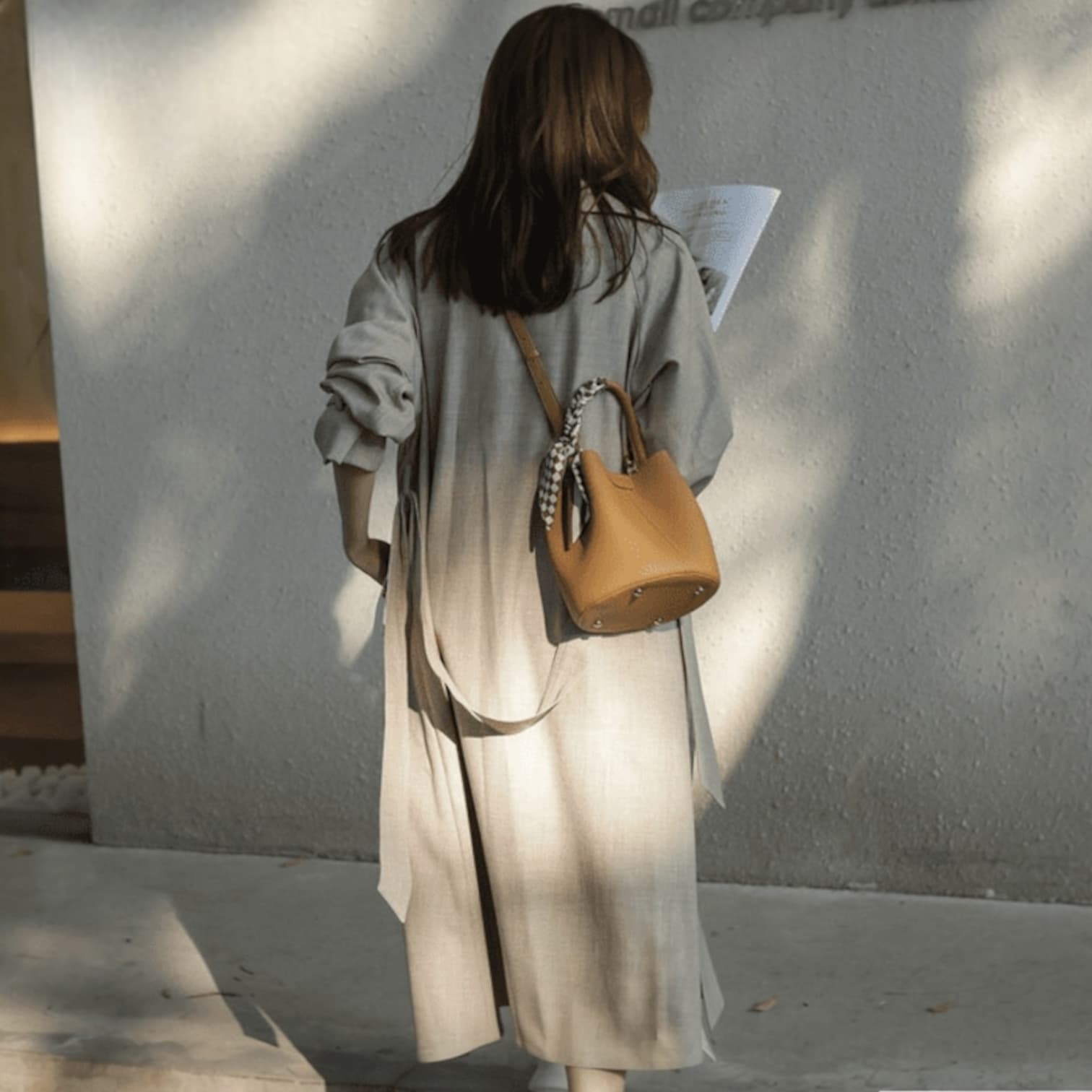 331 牛革TOP’H’バケツバッグ ブラウン|2WAYシルエットで通勤にも休日にも