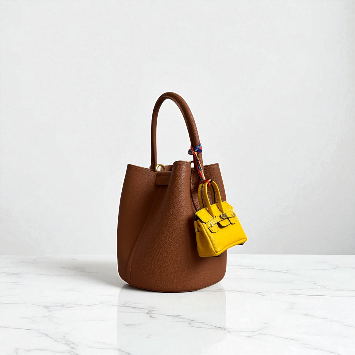 028 マイクロバッグチャーム