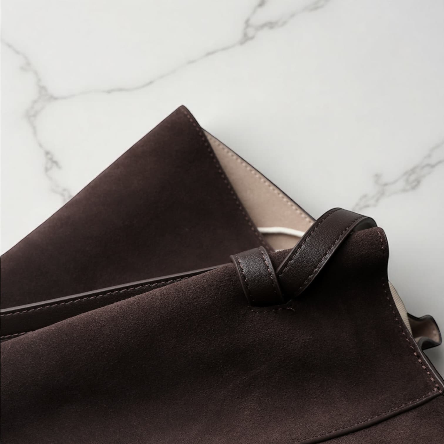 485 本革スウェードLHトートバッグ モカ / 上質レザー×巾着付き 通勤バッグ ルビリア