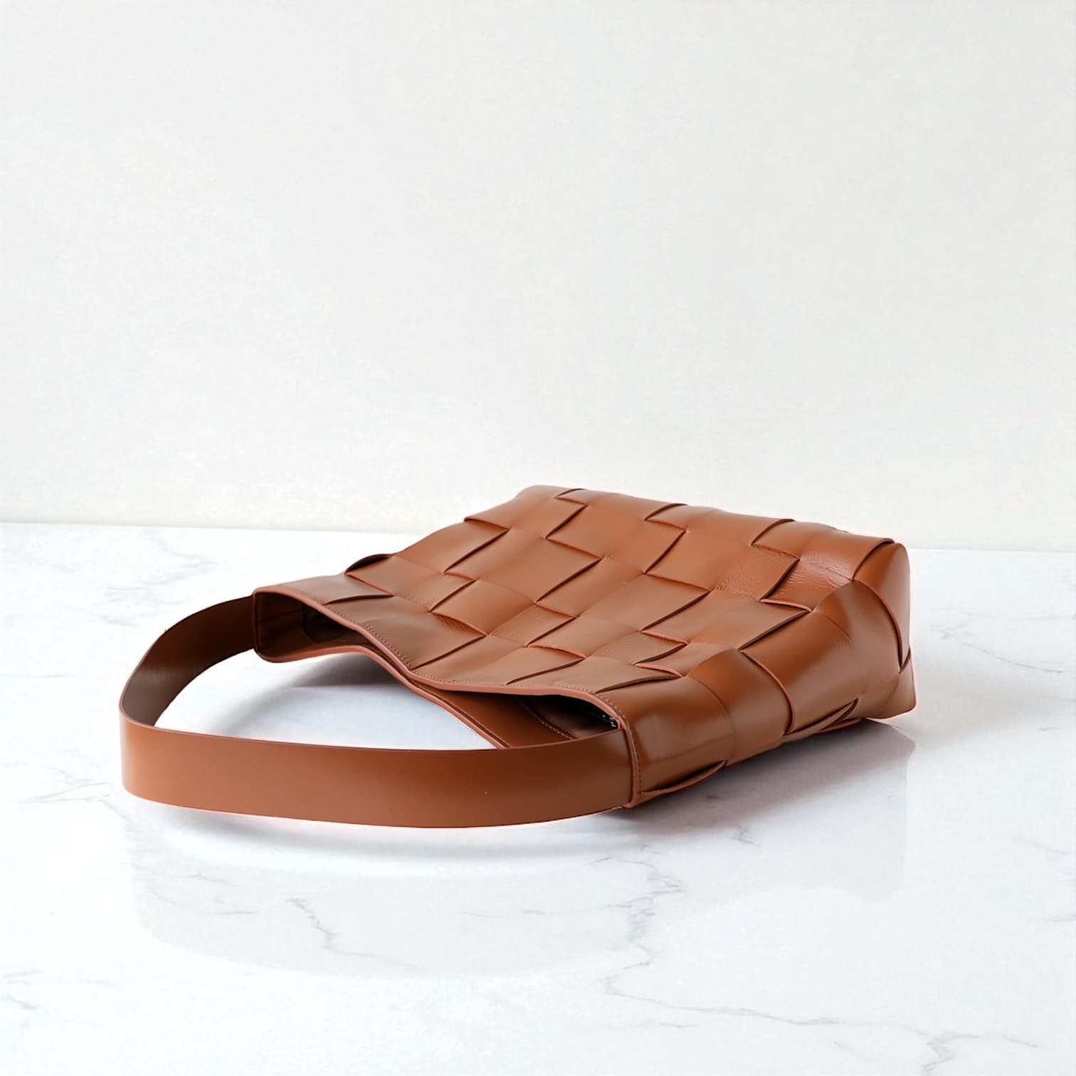 499 牛革ICラージバッグ