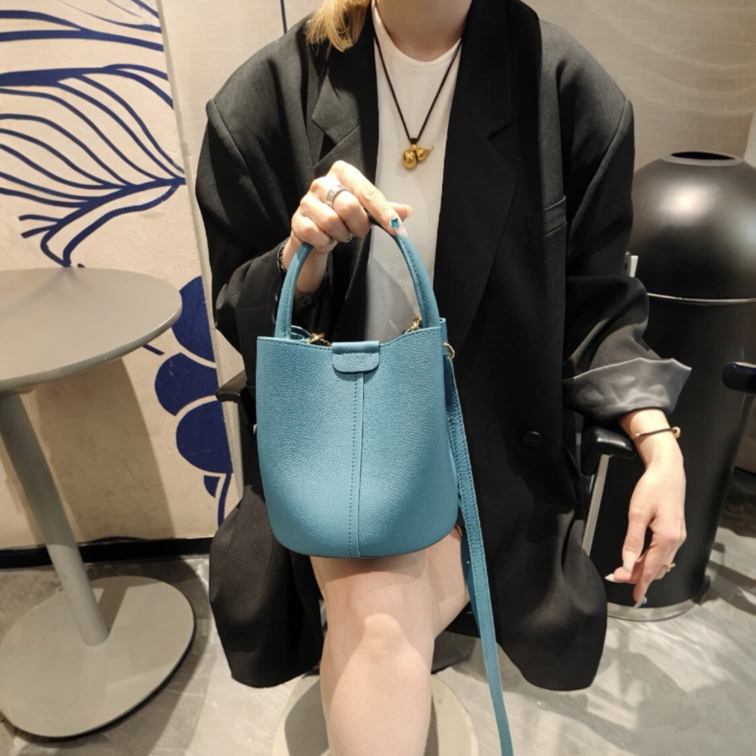 331 牛革TOP’H’バケツバッグ