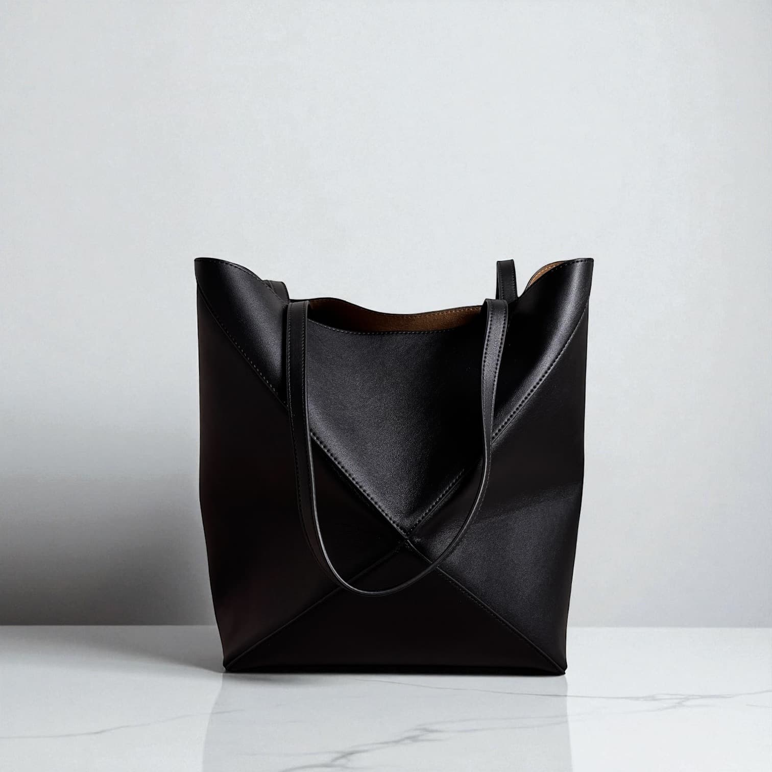 412 本革パズルトートバッグM ブラック 軽量A4対応トート 通勤バッグ ルビリア