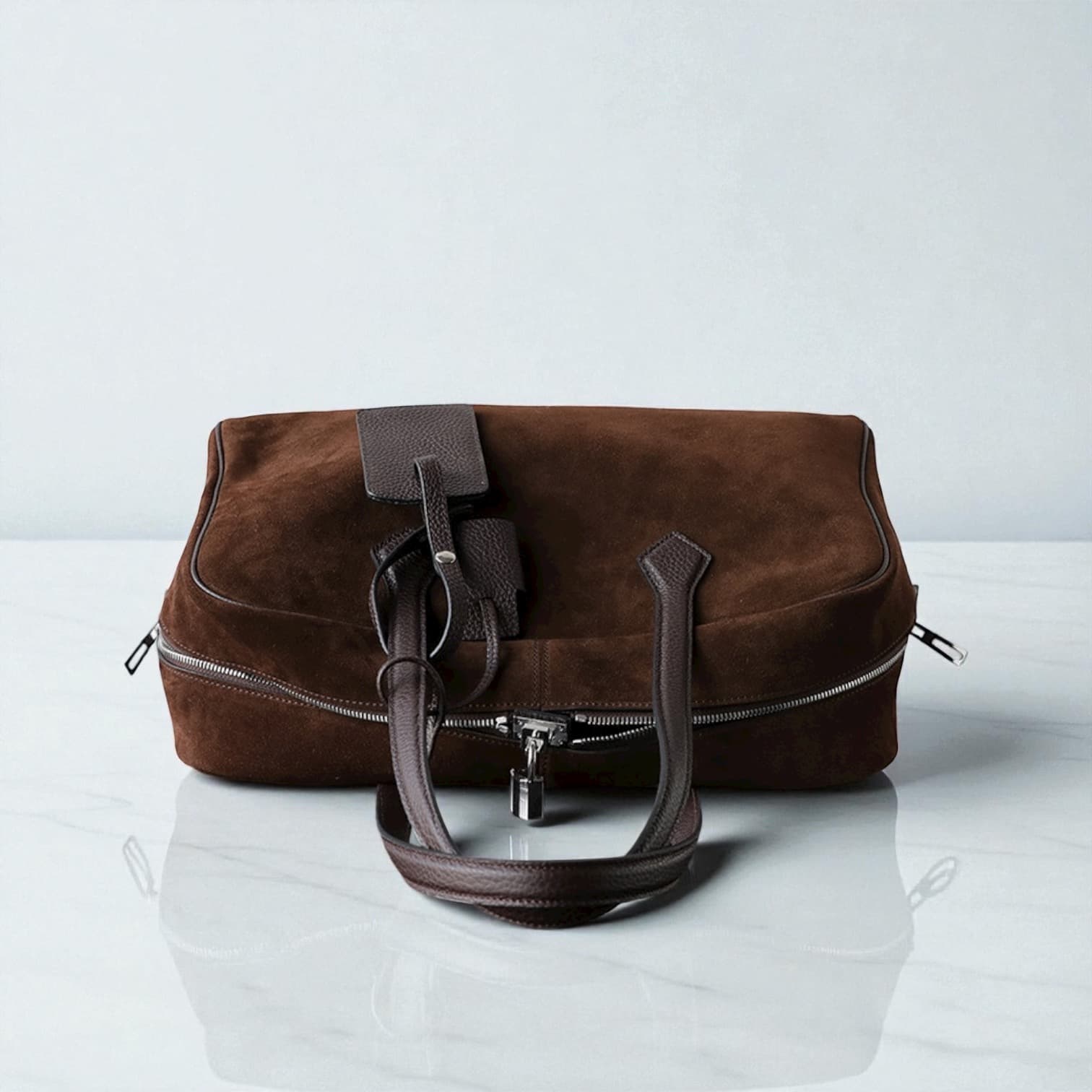 527 本革スウェードLHボストンバッグ ブラウン 南京錠付き A4対応 通勤用 小旅行バッグ ルビリア