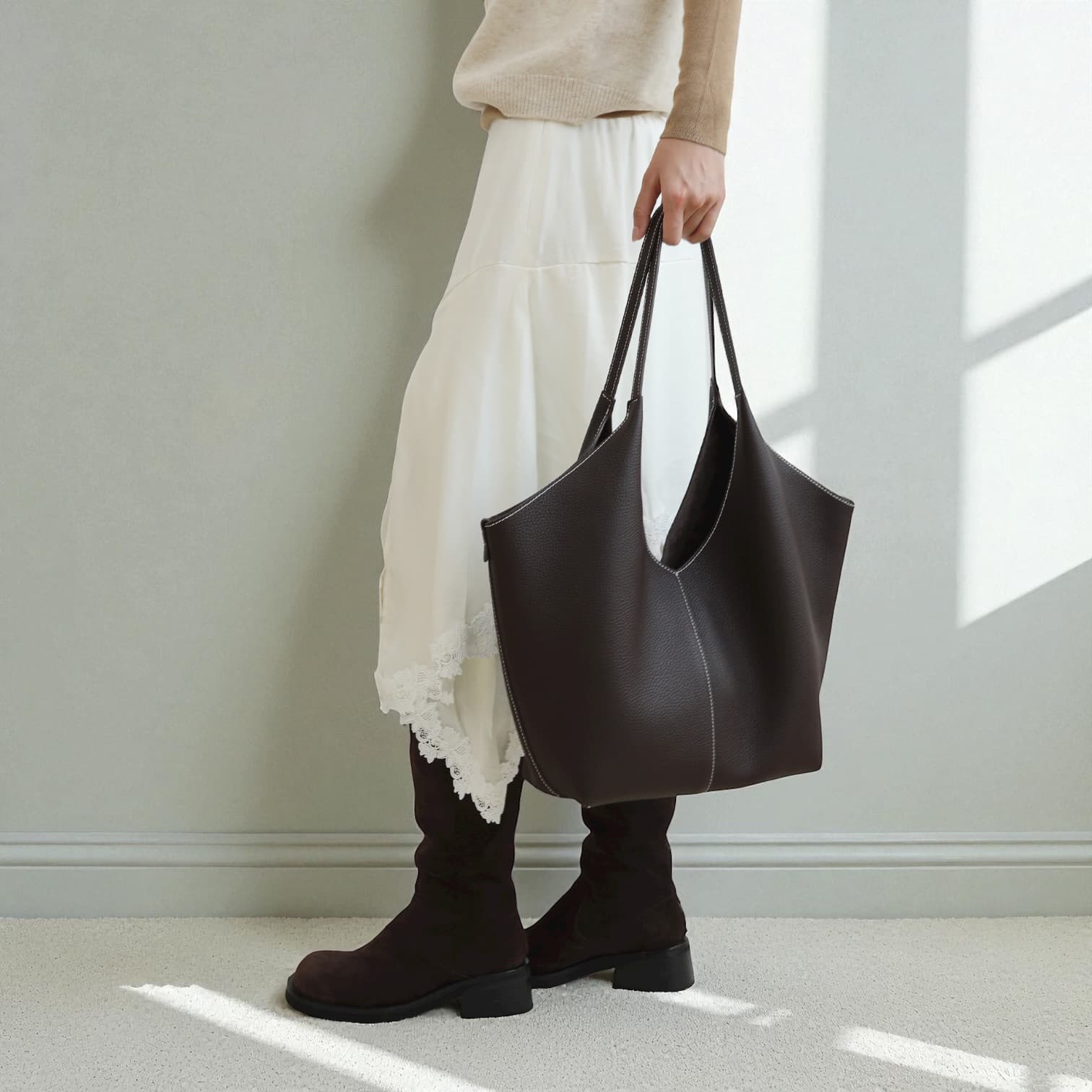 504 本革ショッパートートバッグ Mサイズ /ブラック – 通勤にも使える上質トート ルビリア