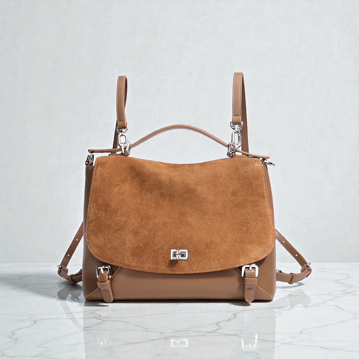 533 牛革フラップ3WAYバッグ