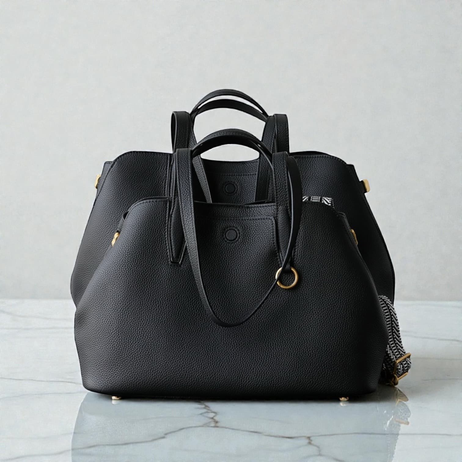 541 本革TFハンドルバッグ / M&Lサイズ ブラック A4収納可 スマホポケット付き ルビリア