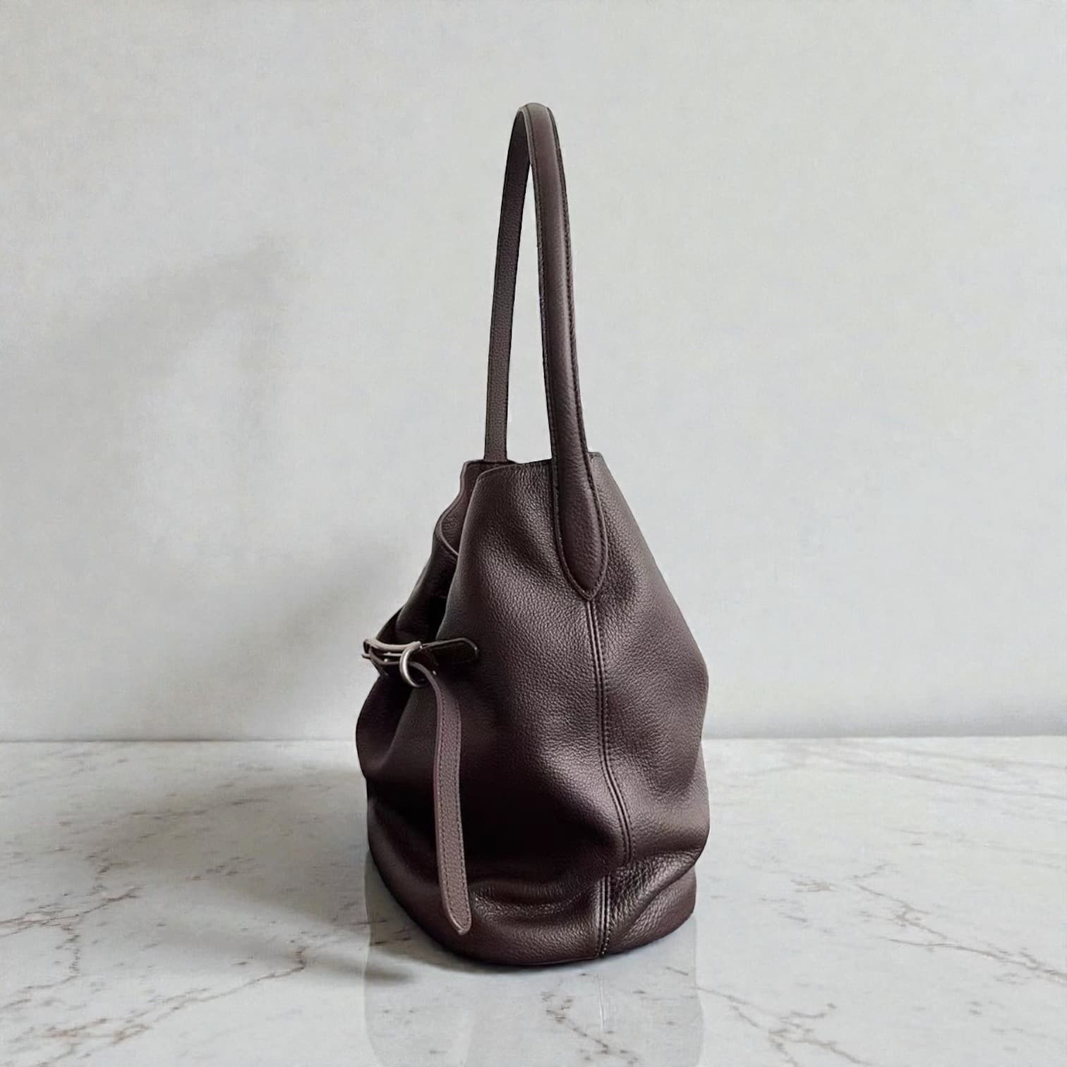 543 本革FBタックバケツバッグ D.BROWN 上品通勤バッグ ルビリア