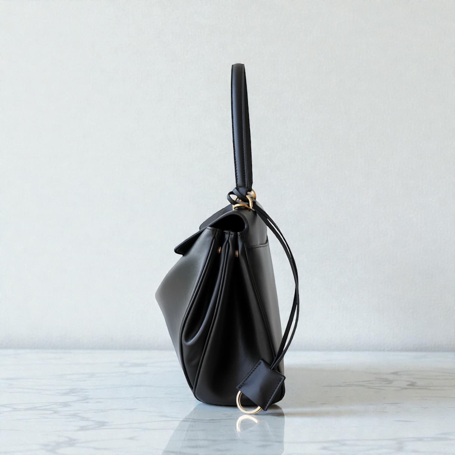 545 本革OHフラップバッグ / BLACK A4対応 2WAY 大人上品通勤バッグ ルビリア