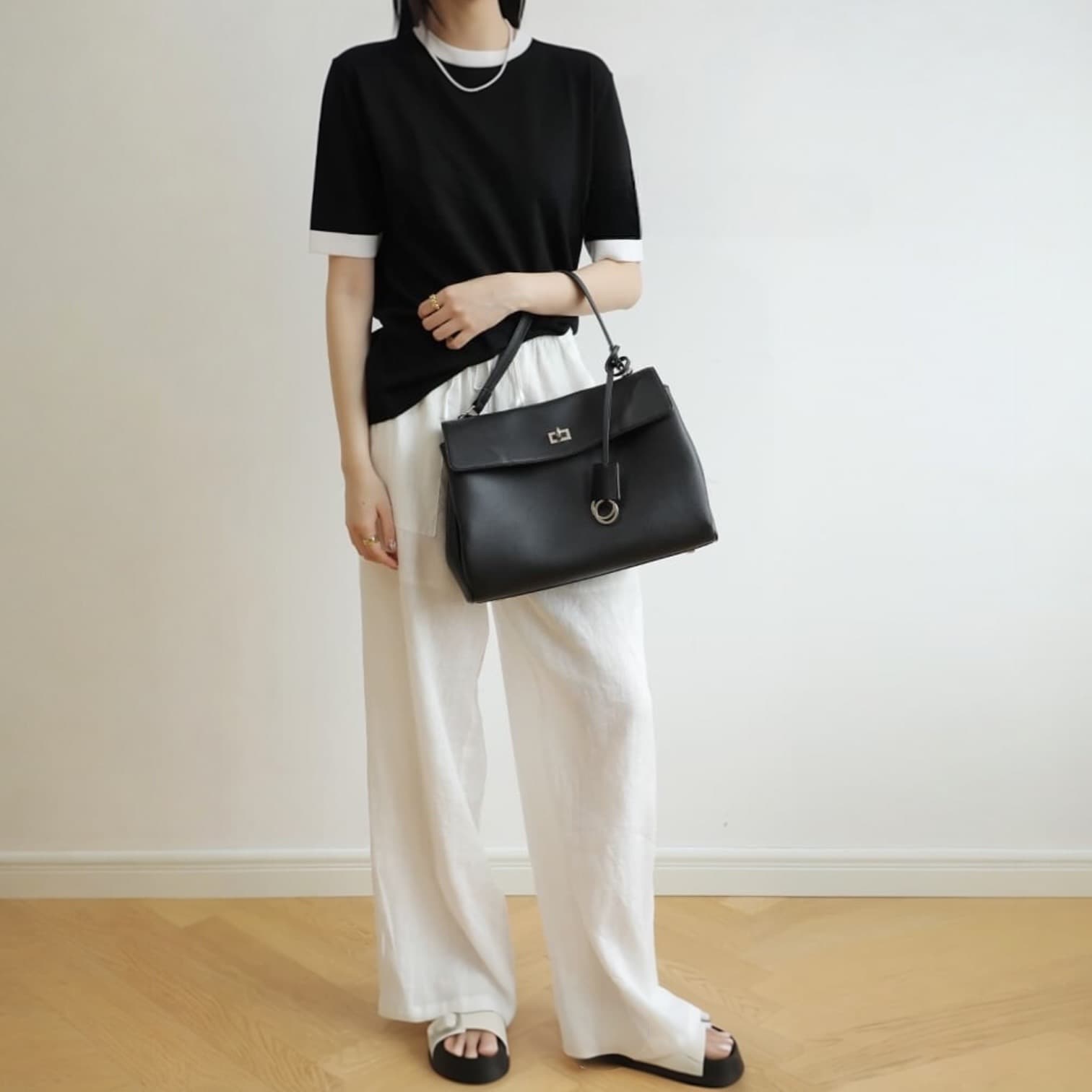 545 本革OHフラップバッグ / BLACK A4対応 2WAY 大人上品通勤バッグ ルビリア