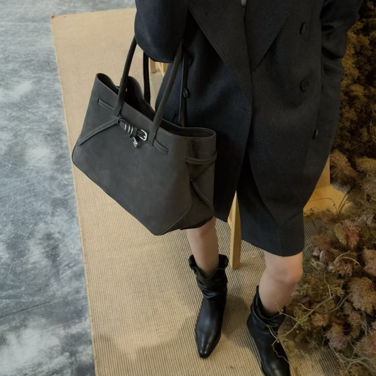 538 鹿革RBバッグ GRAY|A4収納・軽量0.5kg・上質ディアレザー ルビリア