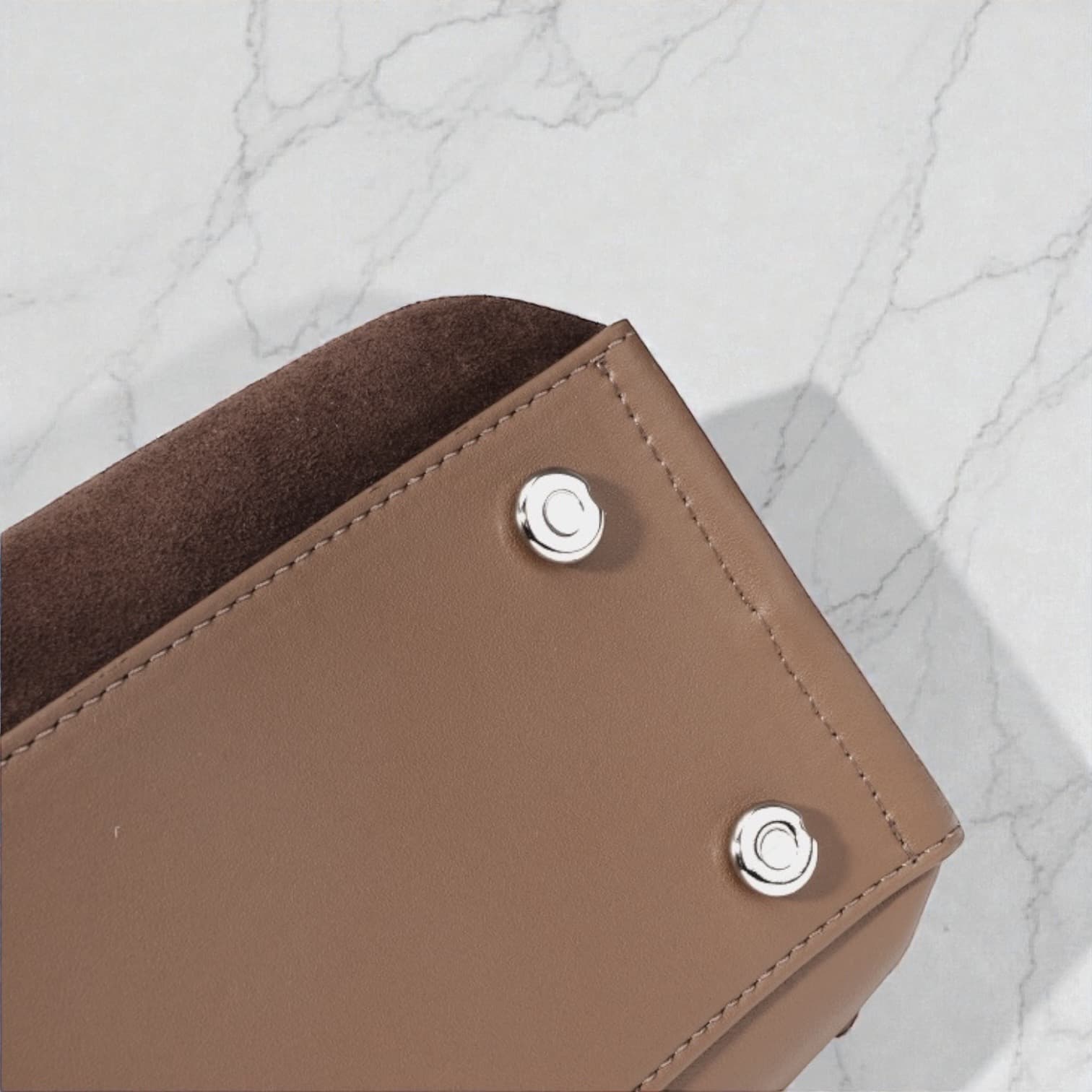 536 本革HBフラップ3WAYバッグ BROWN|上品に背負える大人バックパック ルビリア