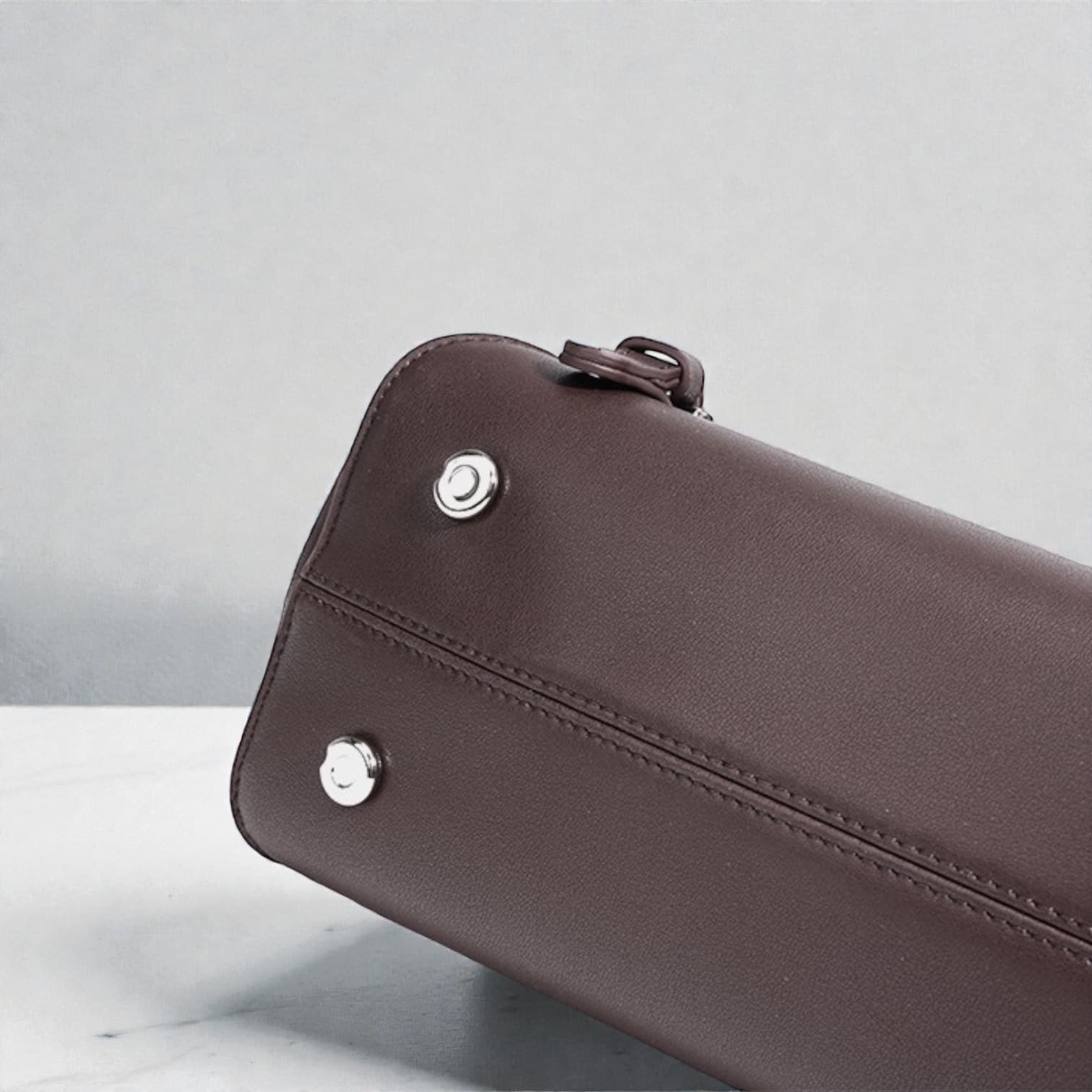 533 牛革フラップ3WAYバッグ