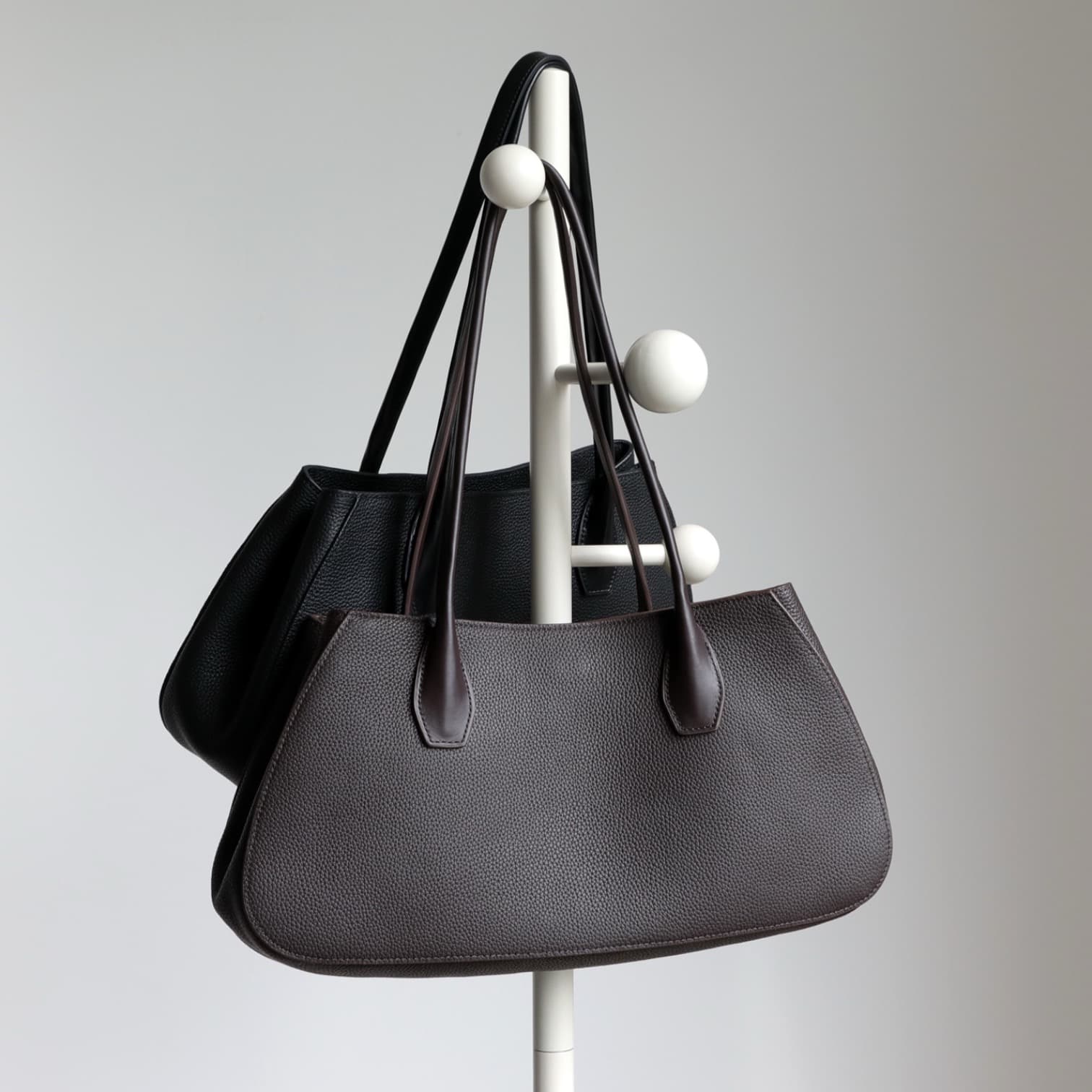 546 本革LHセレモニーバッグ ブラウン・ブラック|卒入学・冠婚葬祭などフォーマルなシーンに上品対応 ルビリア