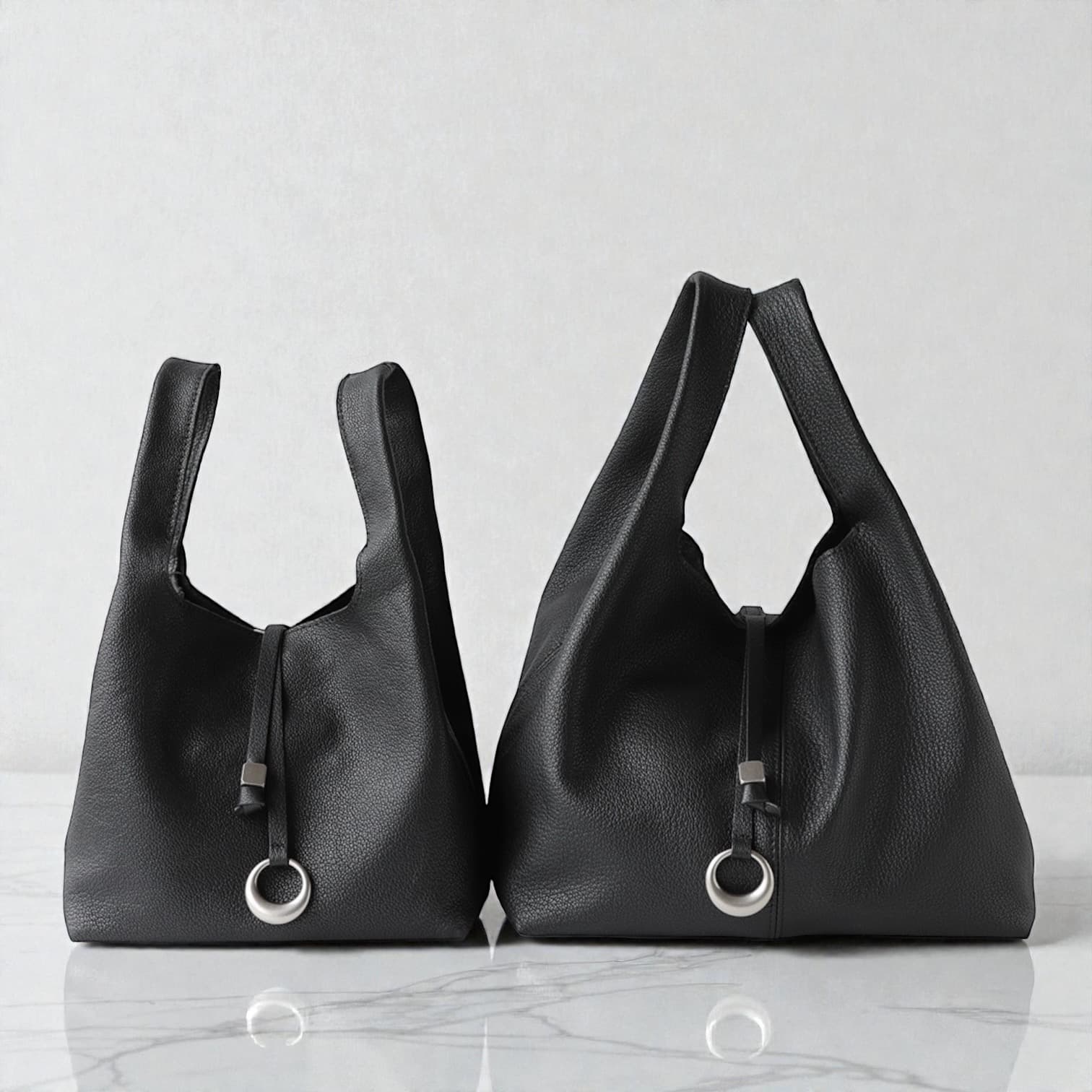 557 本革NバケットバッグS&M ブラック 本革で上品 ルビリア