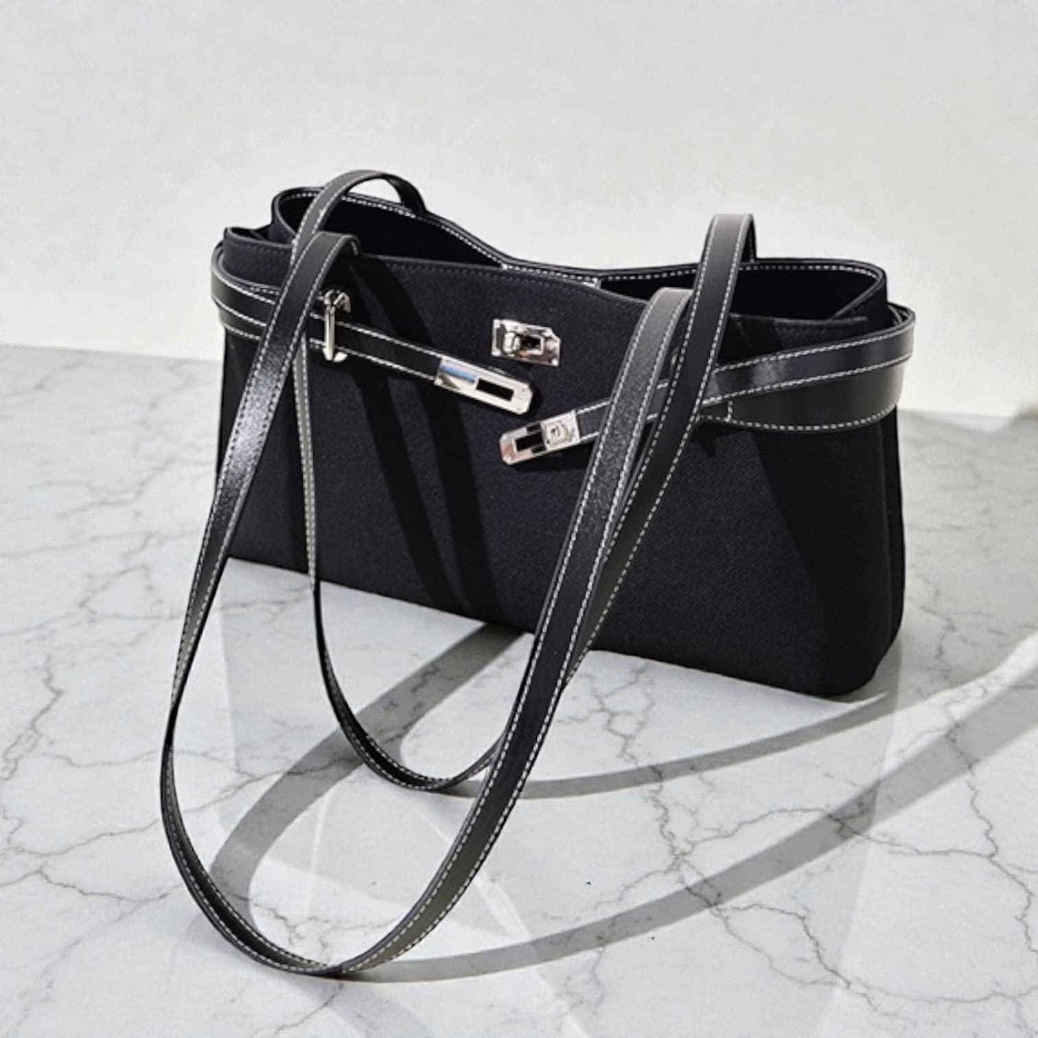 567 HB本革ハンドルFBバッグ BLACK|キャンバス×牛革で上品にきちんと見え ルビリア