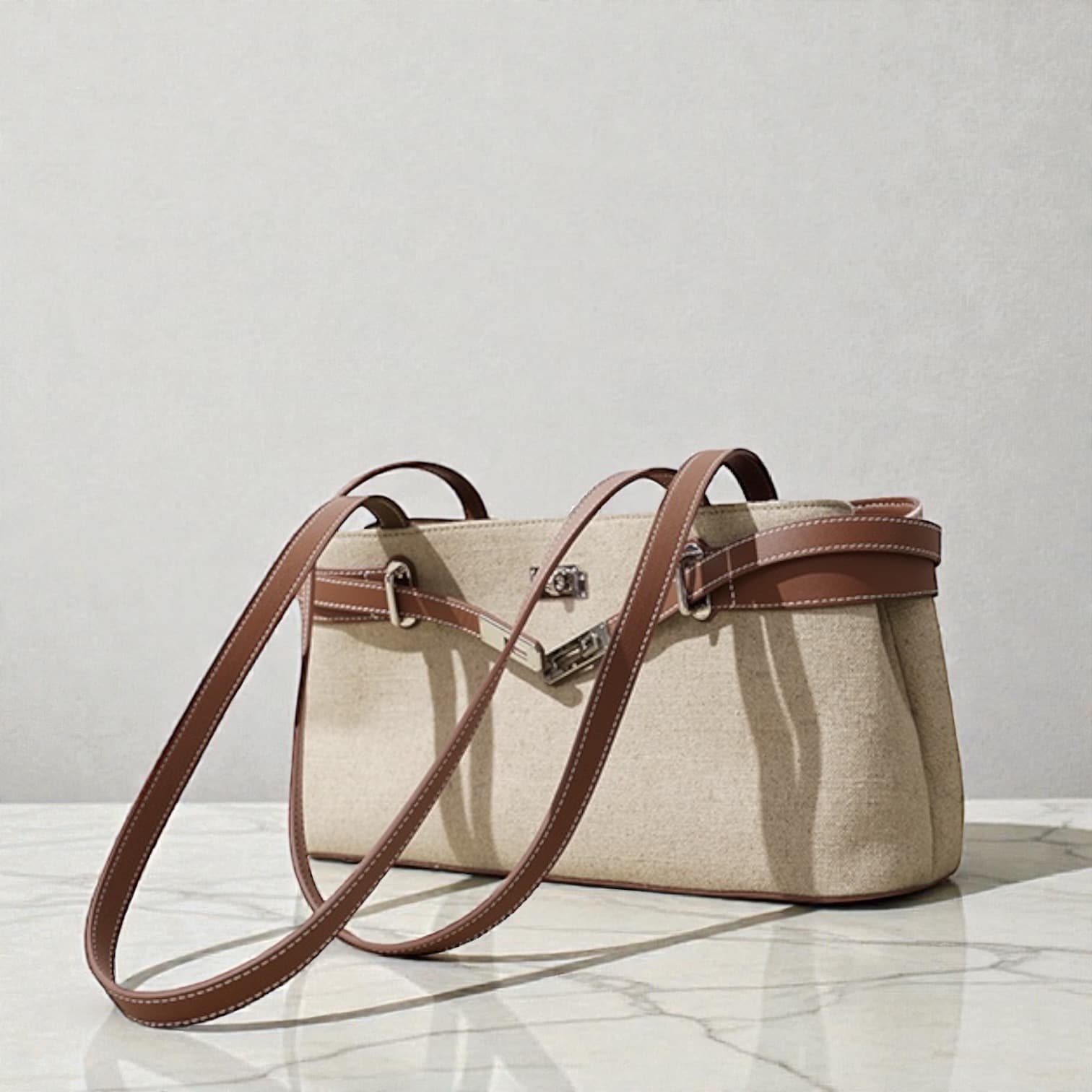 567 HB本革ハンドルFBバッグ IVORY|キャンバス×牛革で上品にきちんと見え ルビリア