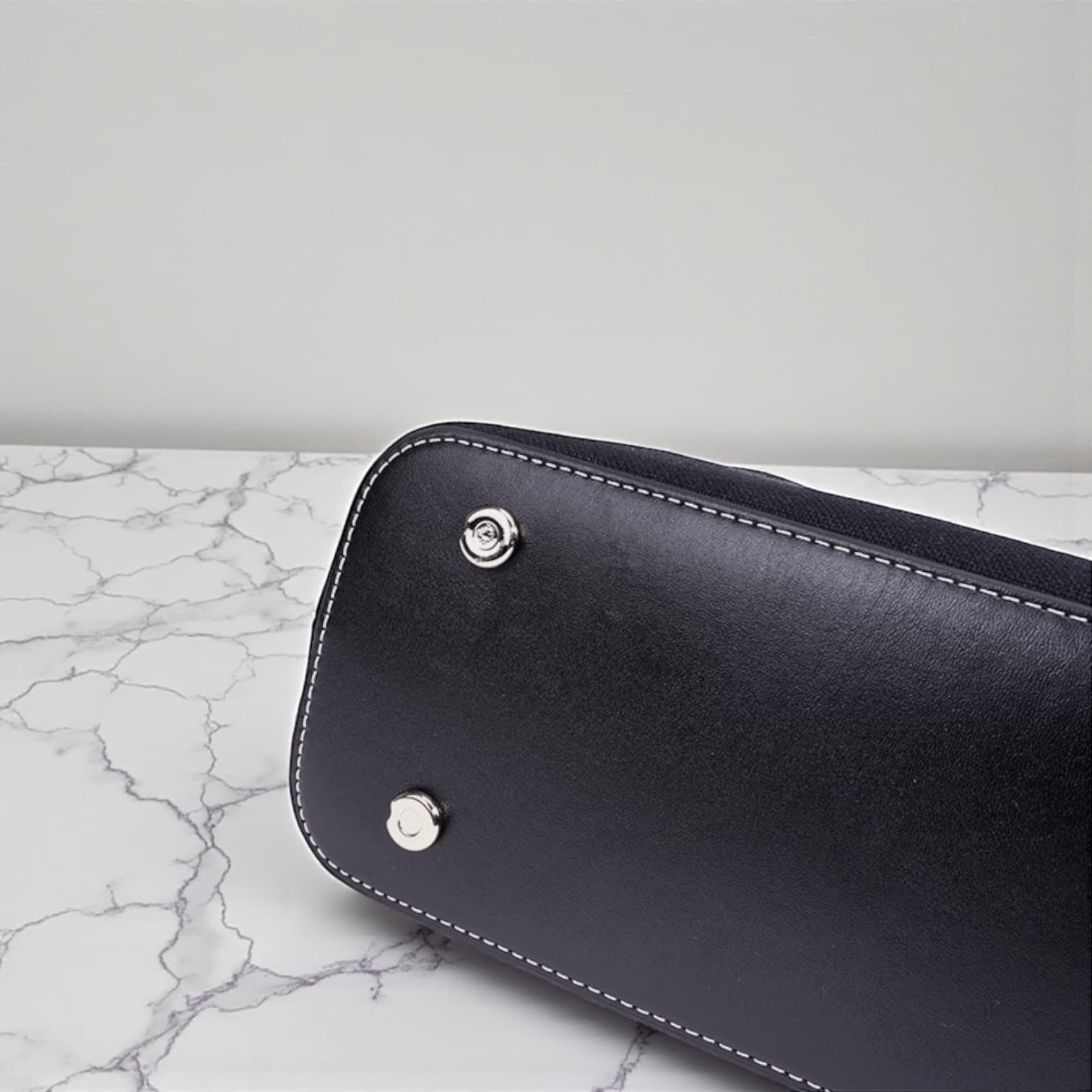 567 HB本革ハンドルFBバッグ BLACK|キャンバス×牛革で上品にきちんと見え ルビリア