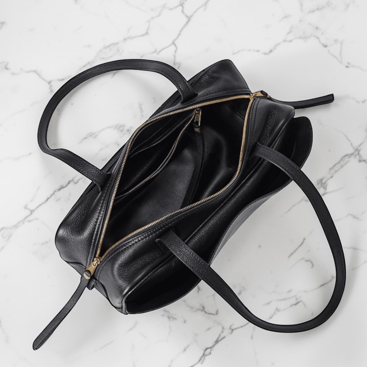 456 本革LHボストンバッグ |BLACK|イーストウエストフォルム|ロングハンドルかつ広めマチで収納力抜群