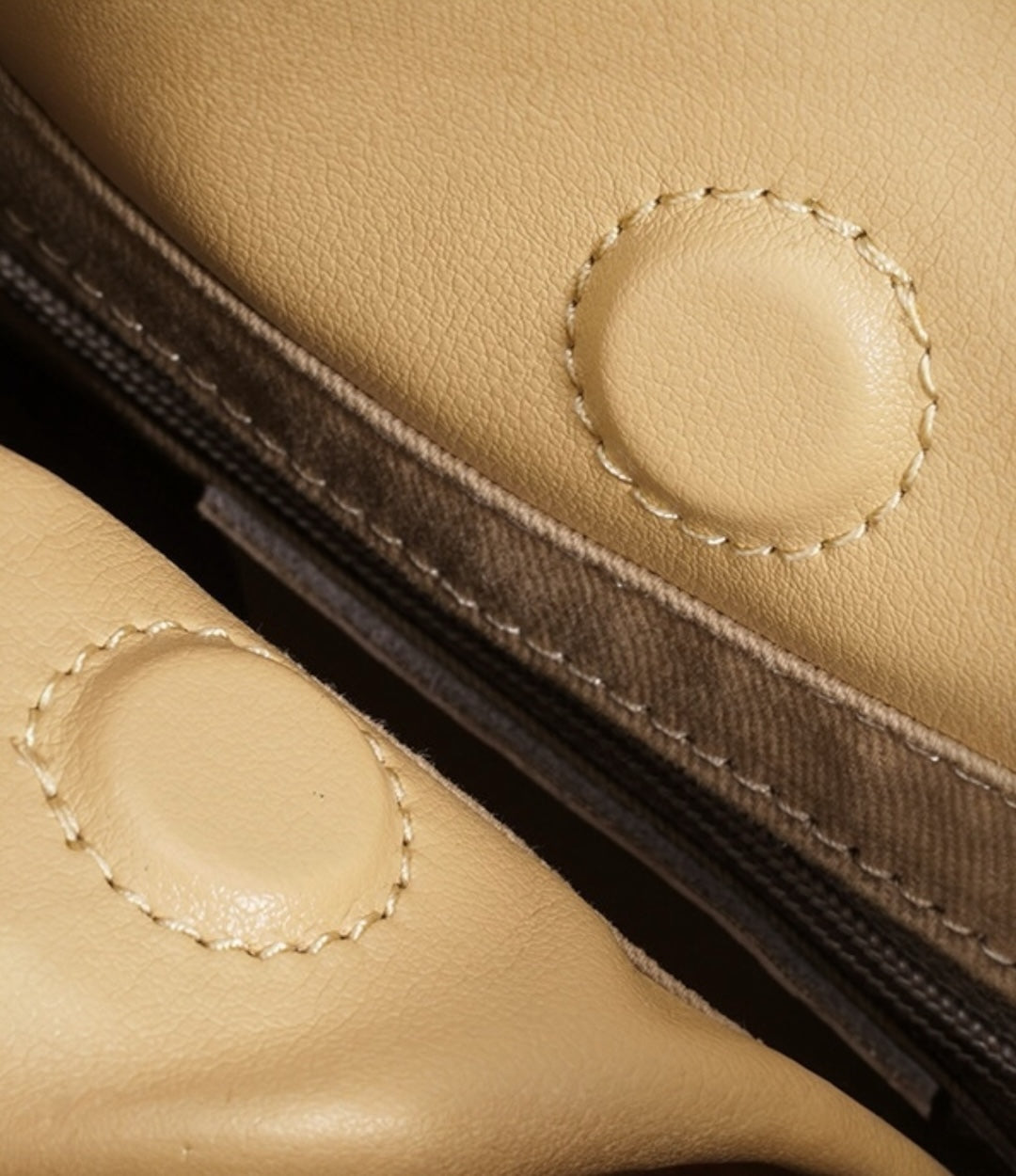 本革編み込み巾着ロングハンドルバッグ YELLOW 上品な横長フォルムの軽量レザーバッグ LUVILIA ルビリア