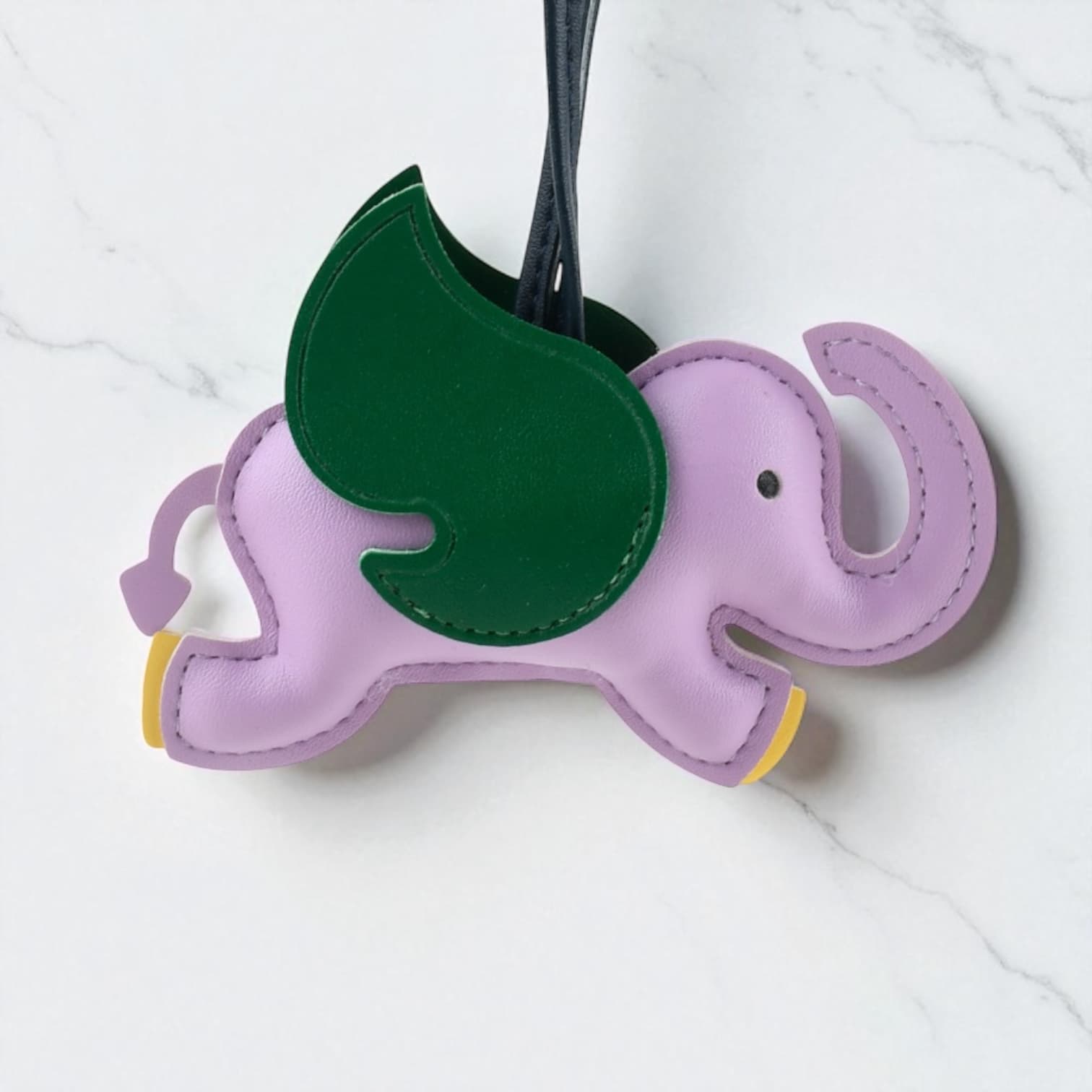 033 ウィングエレファントチャーム パープル / ポップな配色が可愛いゾウモチーフのバッグチャーム / ルビリア
