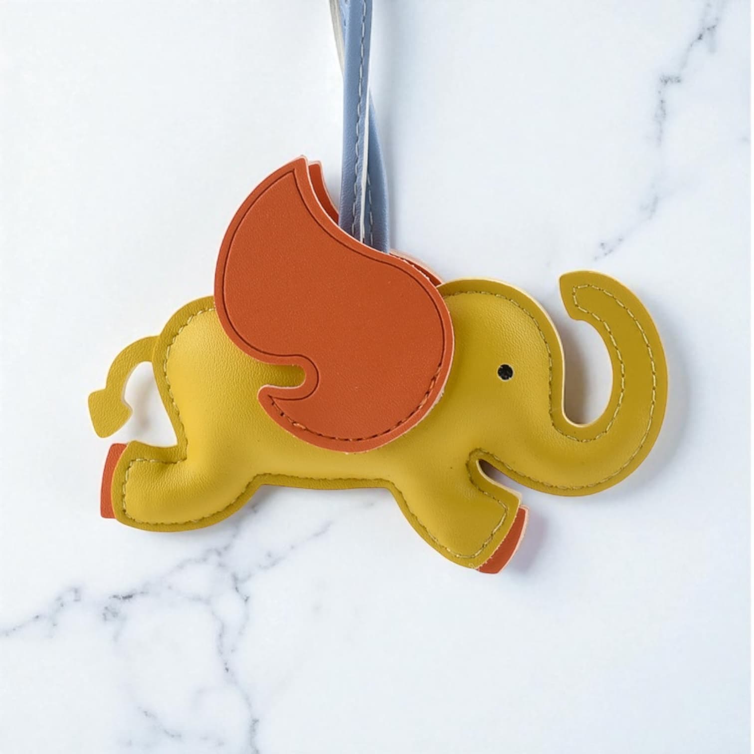 033 ウィングエレファントチャーム イエロー / ポップな配色が可愛いゾウモチーフのバッグチャーム / ルビリア