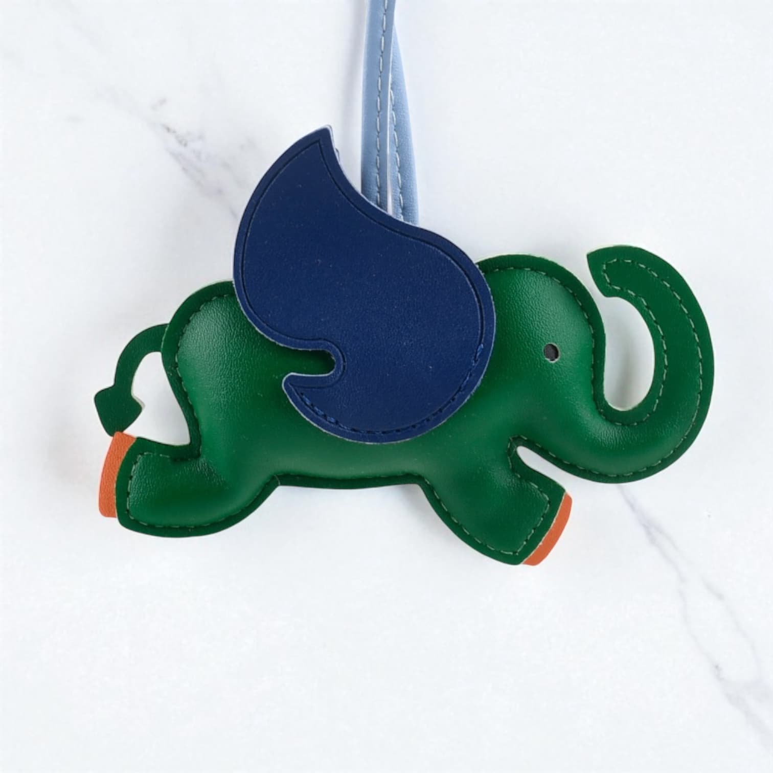 033 ウィングエレファントチャーム グリーン / ポップな配色が可愛いゾウモチーフのバッグチャーム / ルビリア