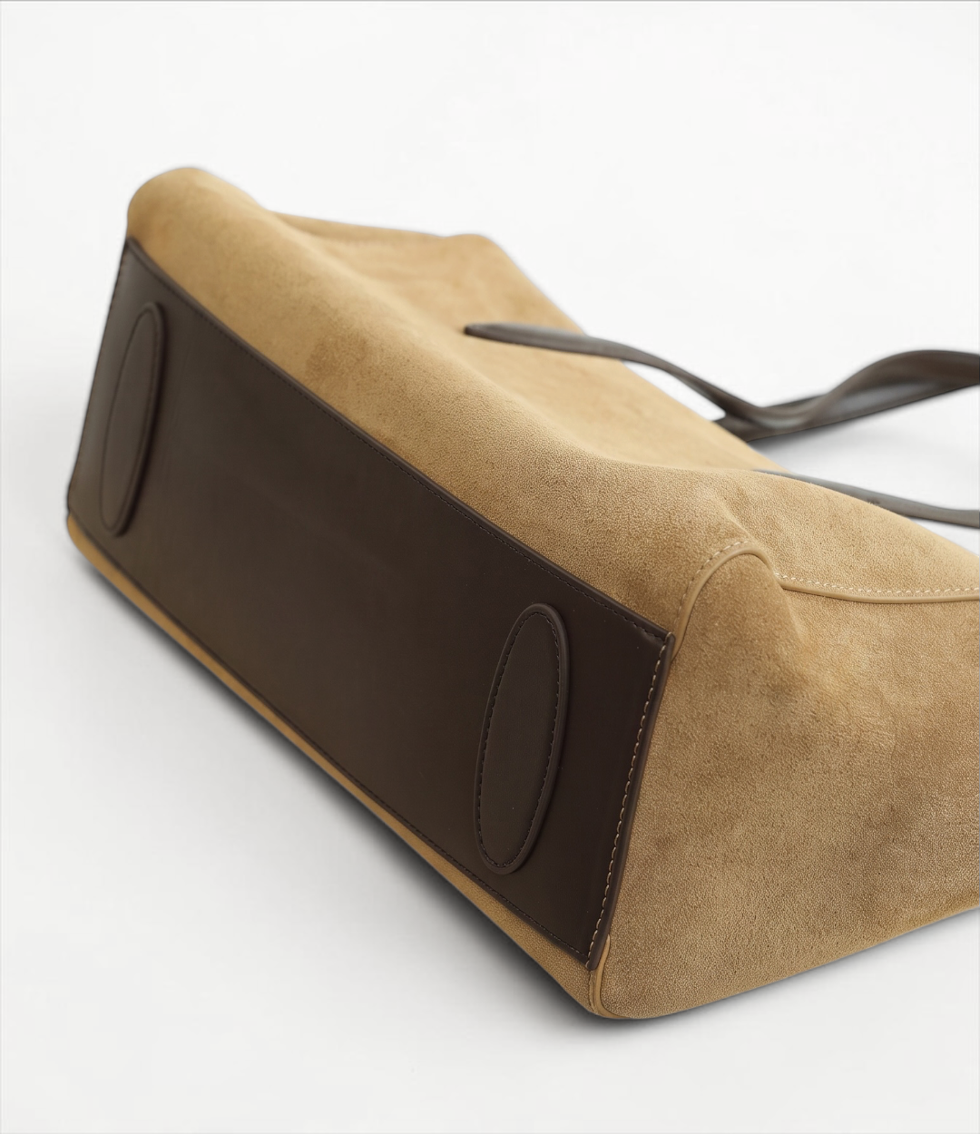 627牛革スウェードバッグ BROWN 牛革底面と立体マチ