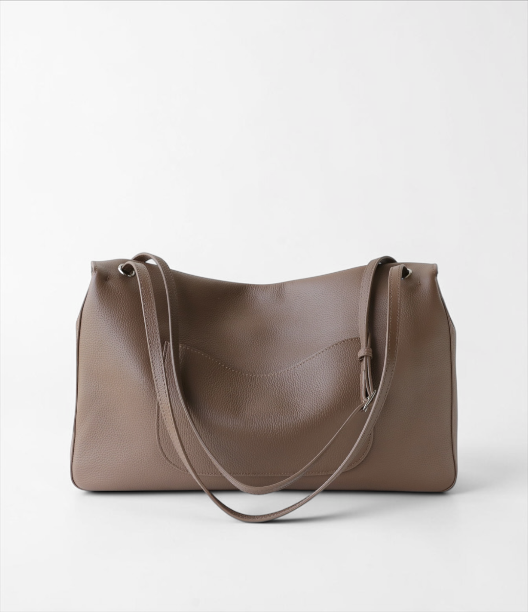 629 牛革A4フラップショルダーバッグ BEIGE 背面｜肩掛けできる大人バッグ