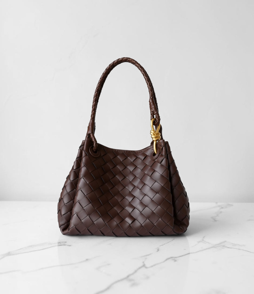 本革編み込みミルトート MOCHA 軽量で普段使いしやすいイントレチャートバッグ　| LUVILIA ルビリア