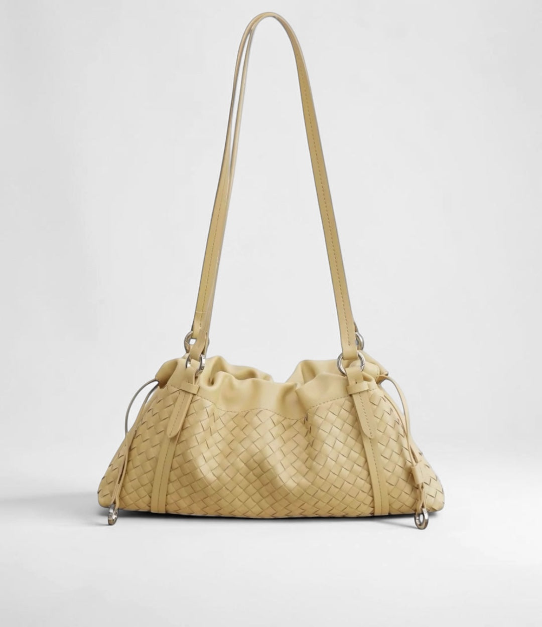 本革編み込み巾着ロングハンドルバッグ YELLOW 上品な横長フォルムの軽量レザーバッグ　LUVILIA ルビリア