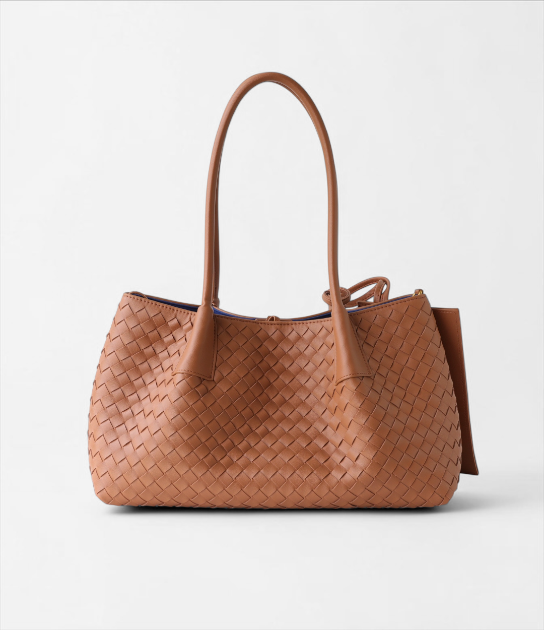 本革編み込みA4トートバッグ｜通勤・旅行に上品【LUVILIA公式】