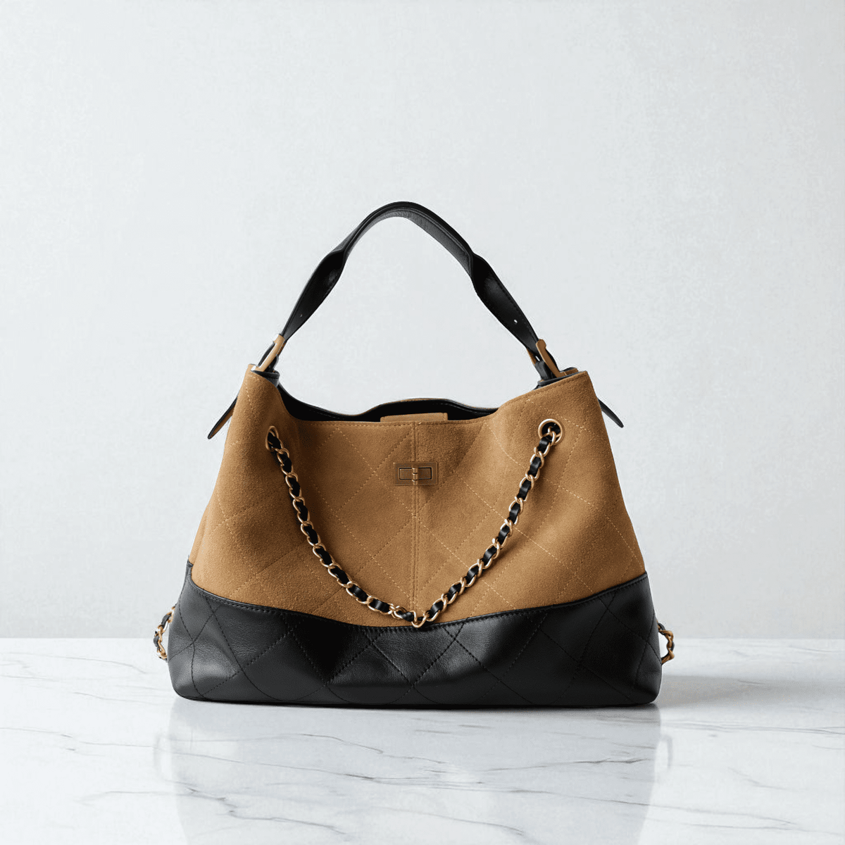 【希少タイプ】バリー★半円型キルティングハンドバッグ　黒 バチューオリジンネオキルティング[トートバッグS 4158BOQ]ブラック