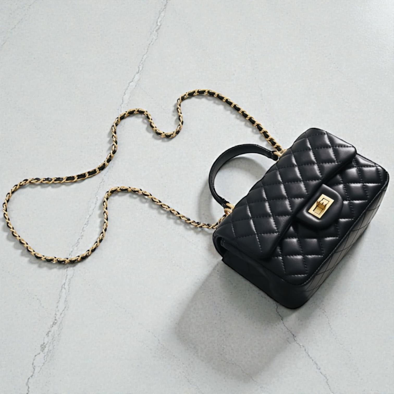 563 羊革TOPハンドルクラシカルバッグ BLACK｜艶キルティングで上品に　ルビリア