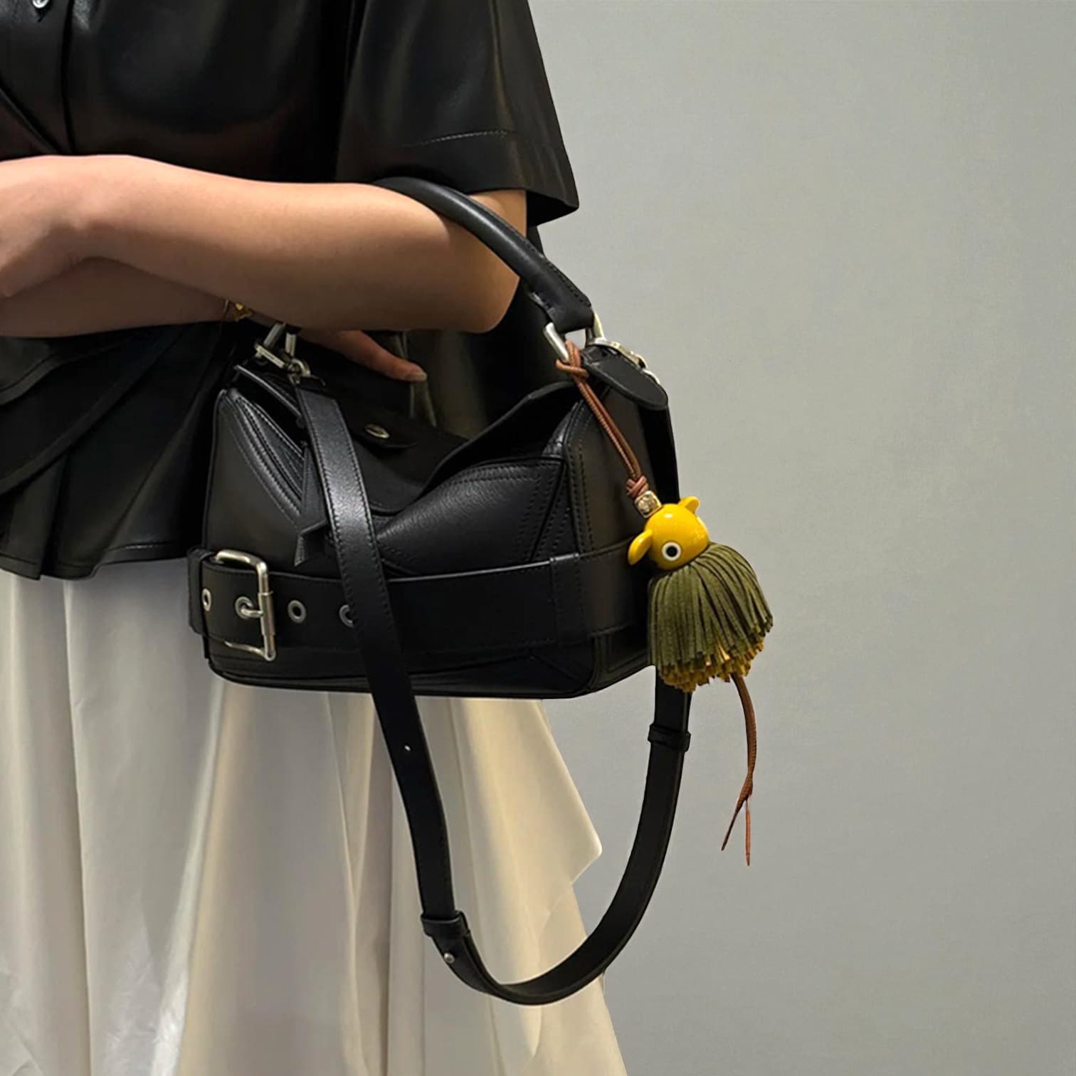 522 本革RBパズルバッグ ブラック / フロントベルト付き ショルダーバッグ　ルビリア