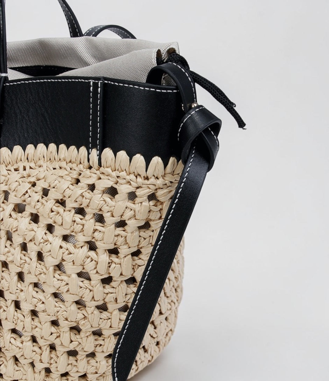 595本革HB切り替えカゴバッグ ブラック 上品な牛革コンビが映える大人のカゴバッグ　ルビリア