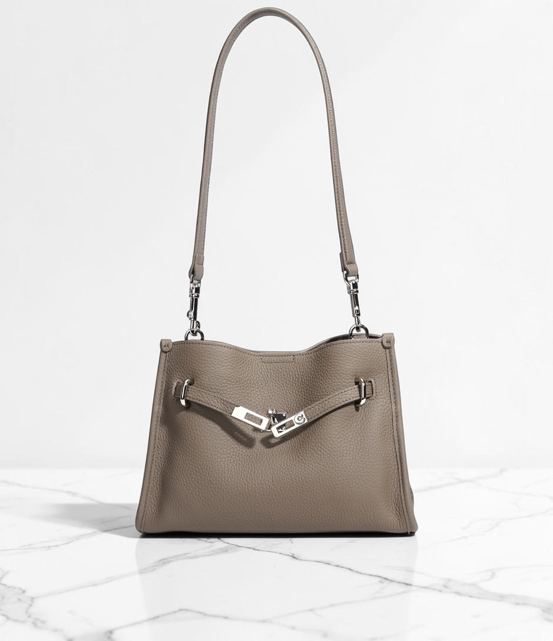 601牛革スクエアーFBショルダーバッグ