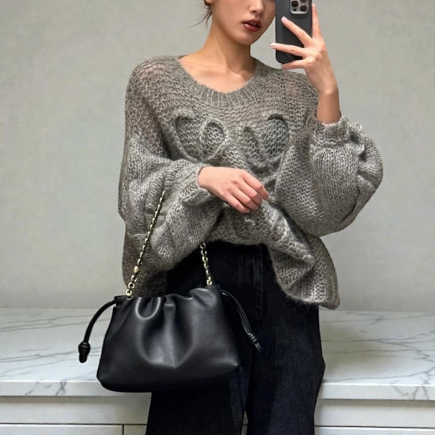 585 本革巾着チェーンTOPハンドルバッグ BLACK｜きれいめコーデが華やぐチェーン巾着　ルビリア