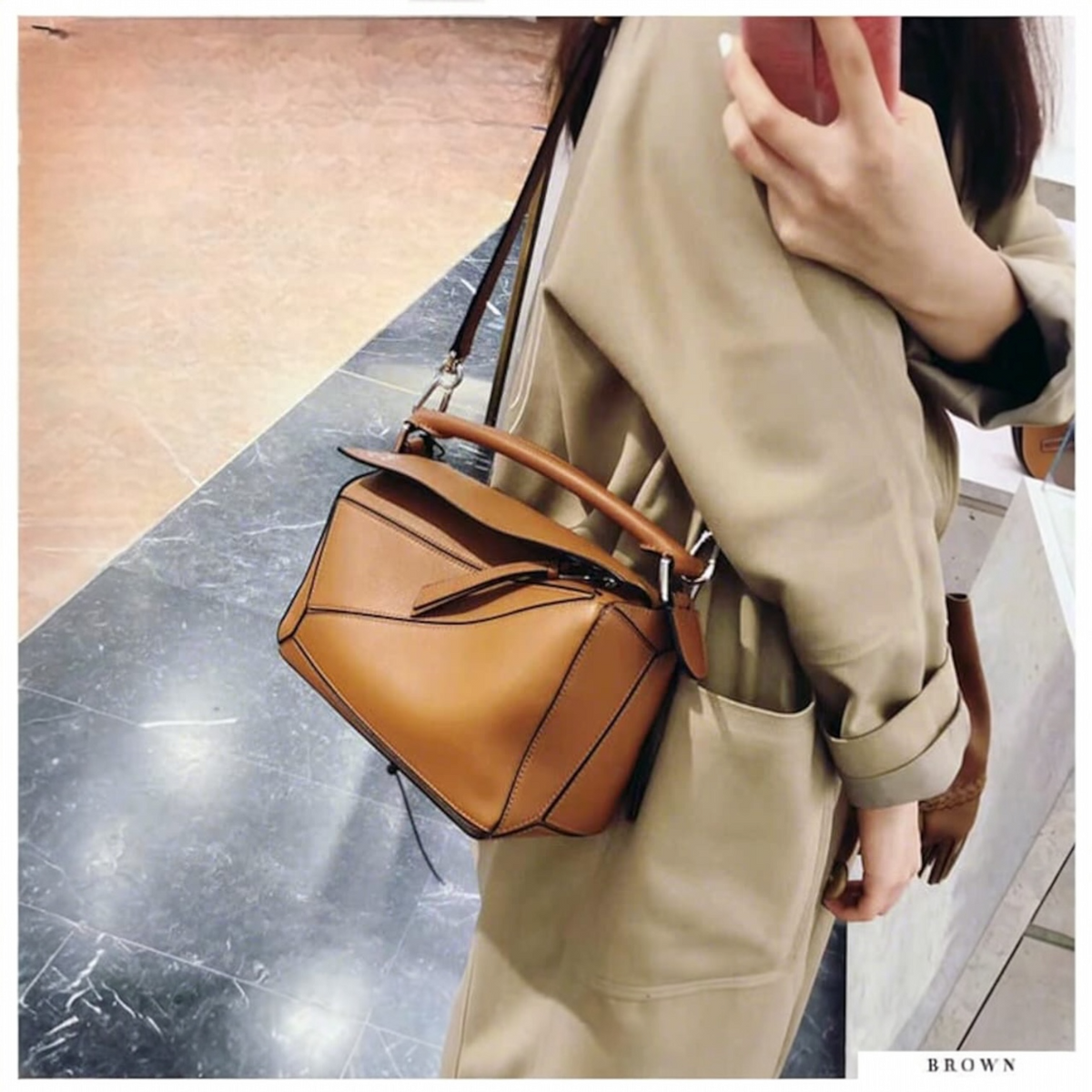 3WAY 本革 パズル型 ショルダーバッグ（7色展開・背面ポケット付）