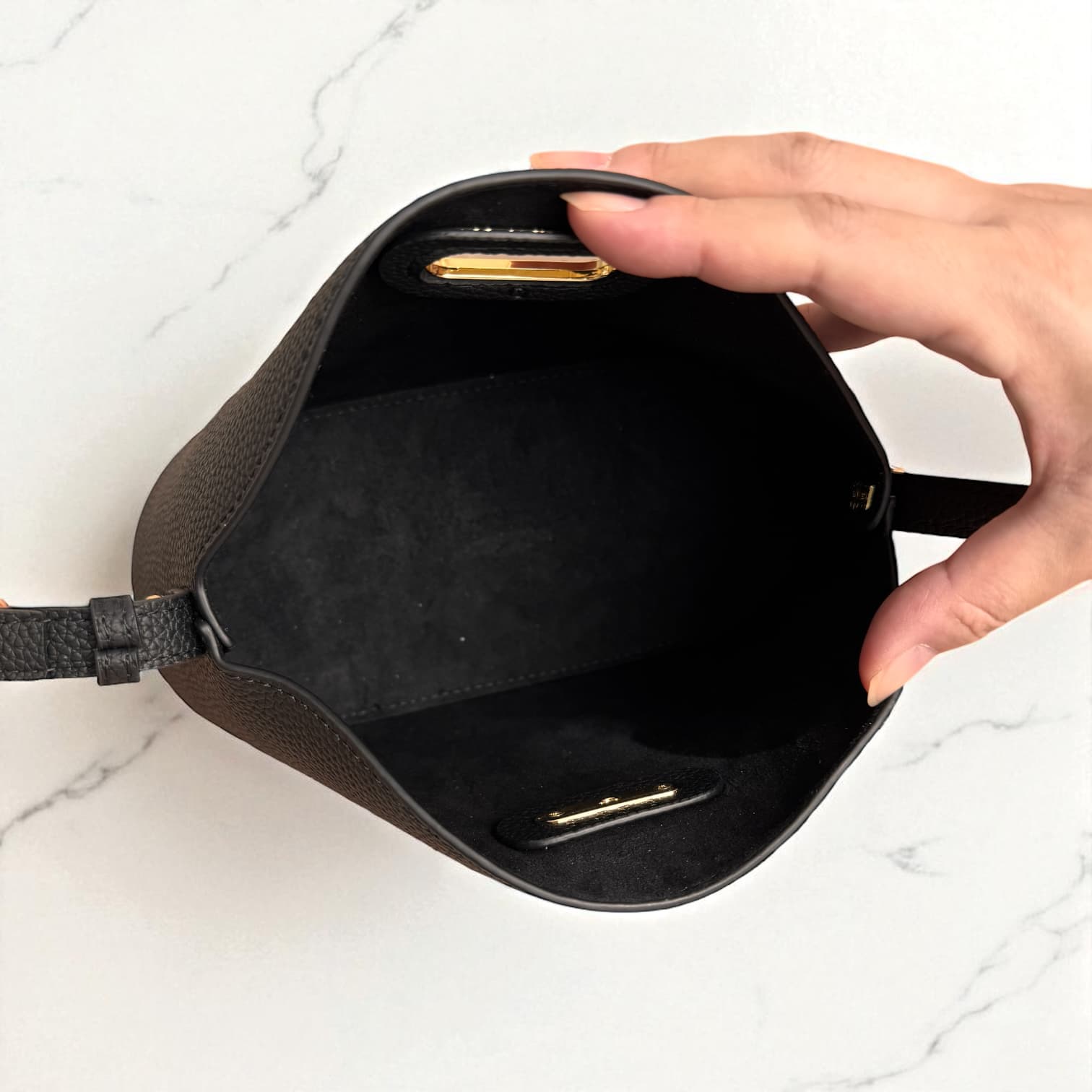 471 牛革ナチュラルフラップバッグ