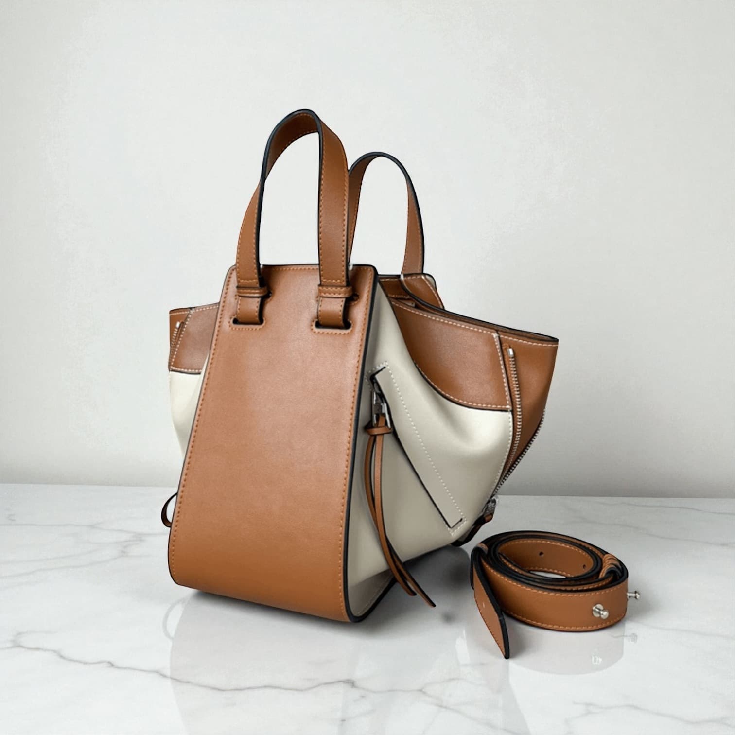 139 牛革ハンモックバッグ