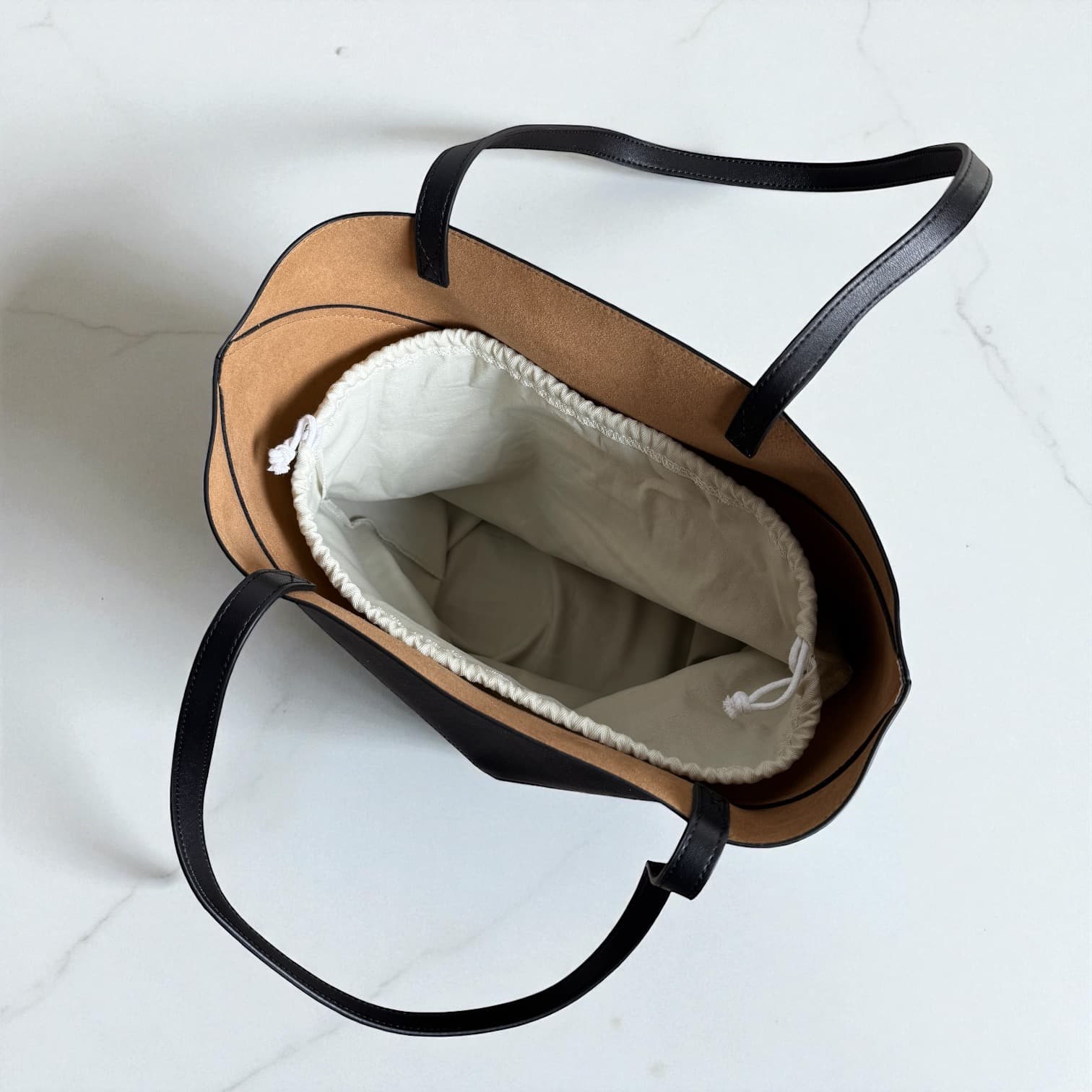 412 本革パズルトートバッグM ブラック 軽量A4対応トート　通勤バッグ　ルビリア