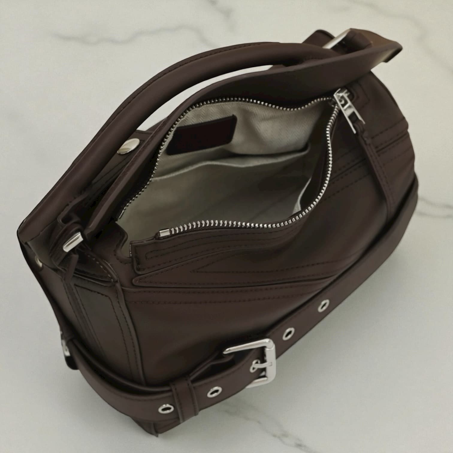 522 本革RBパズルバッグ モカブラウン / フロントベルト付き ショルダーバッグ　ルビリア